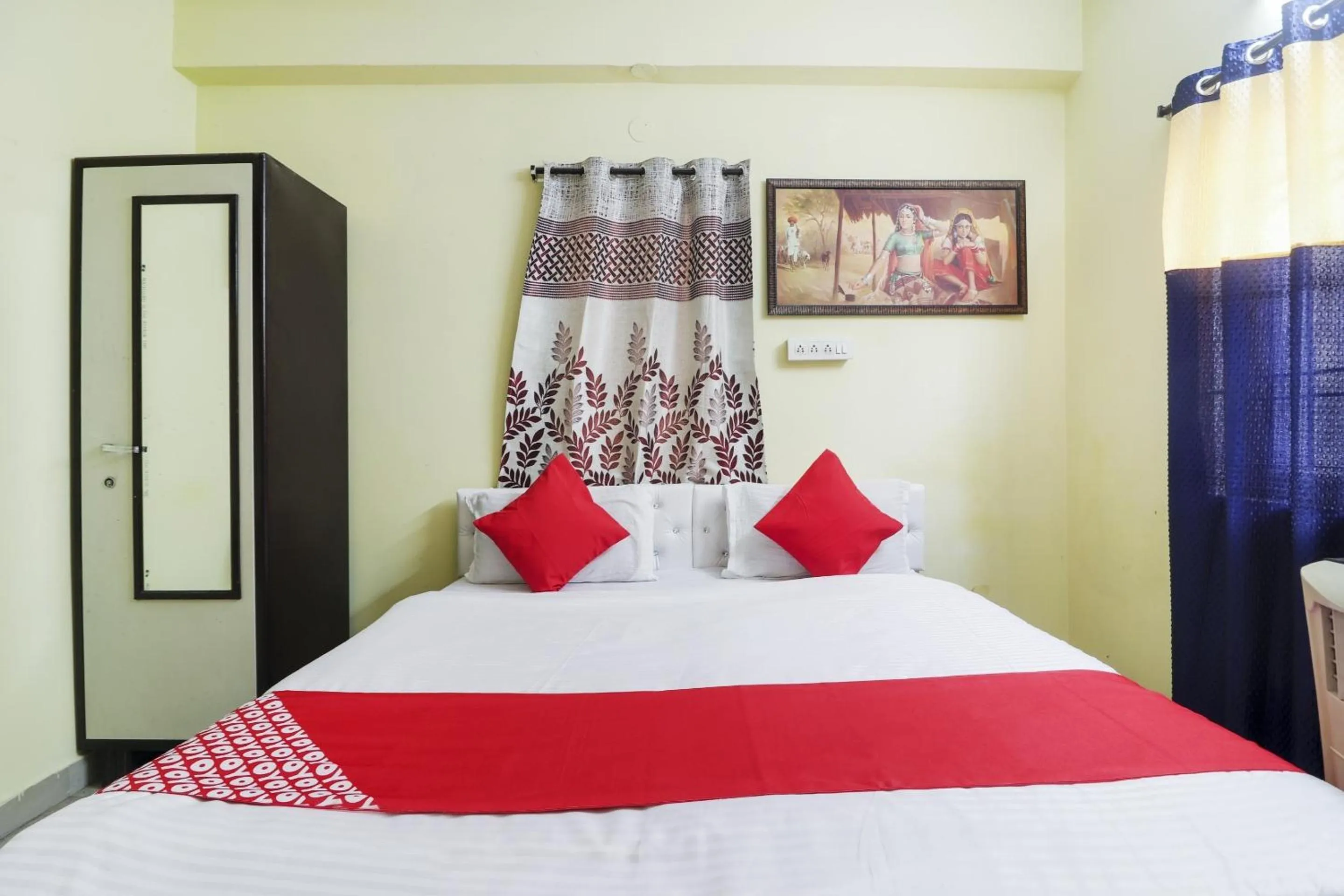 Bedroom, Bed in Hotel O Ruby Grand Inn