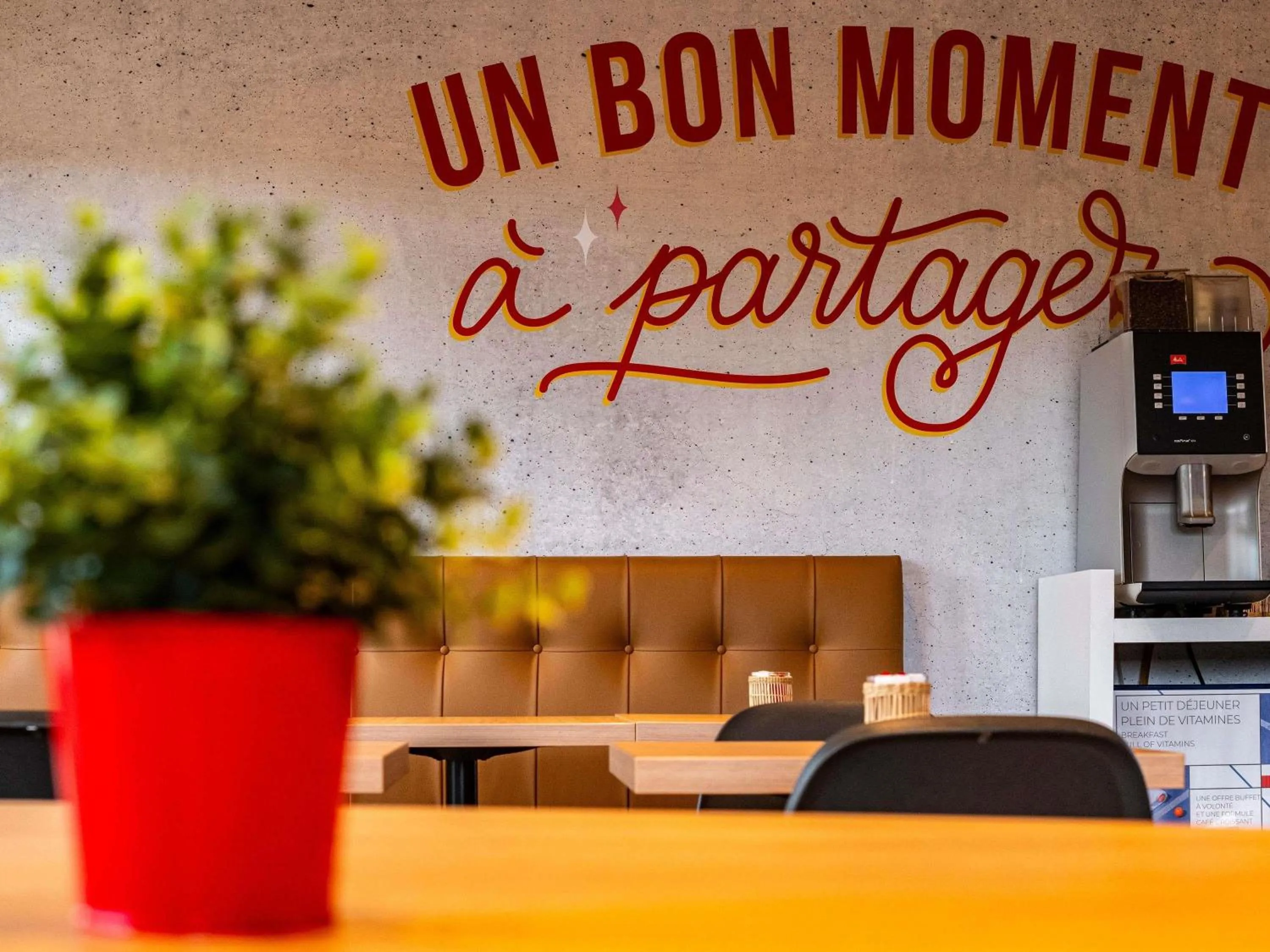 Breakfast in ibis budget Reims Thillois