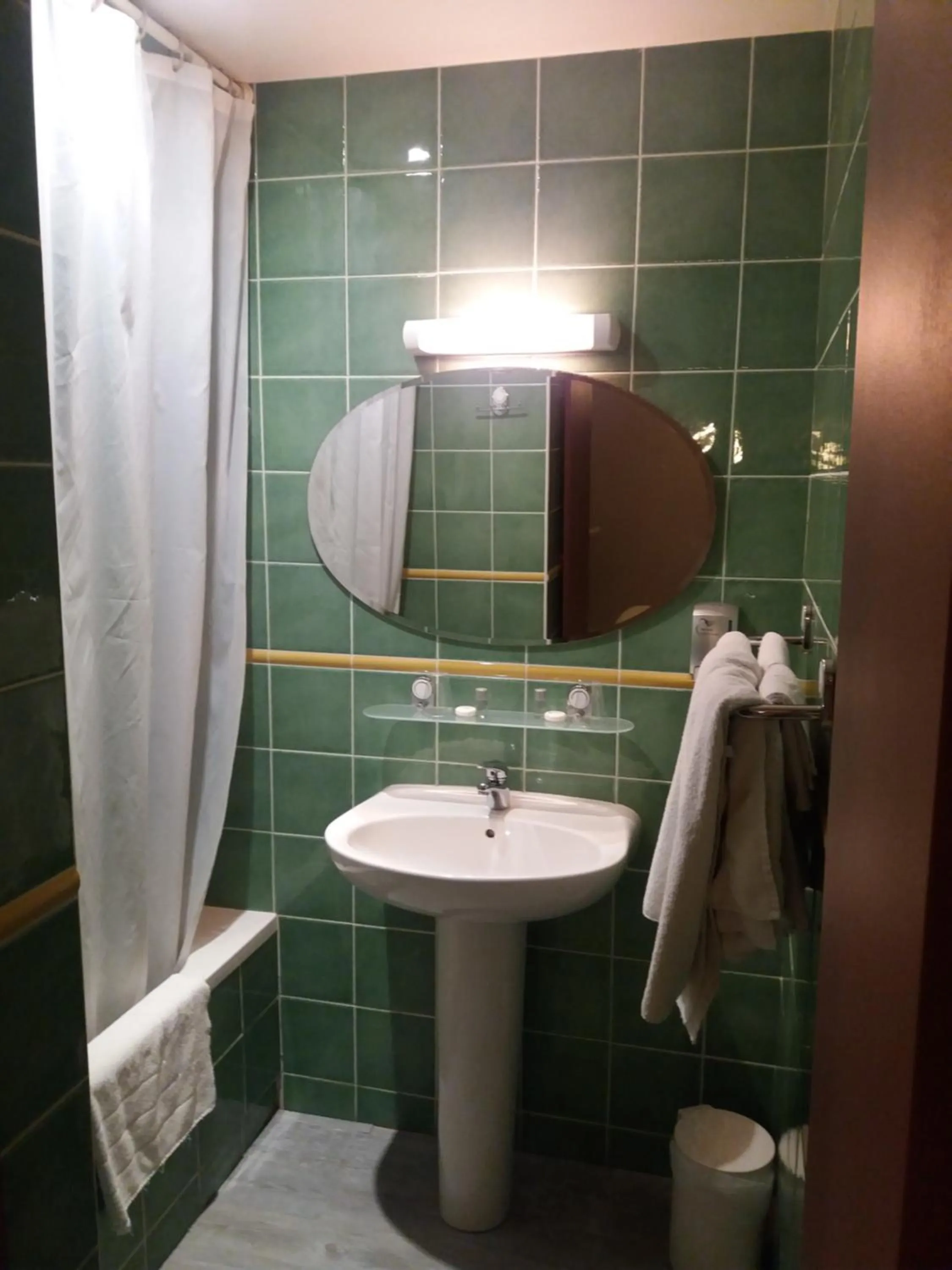 Bathroom in L'Ecailler