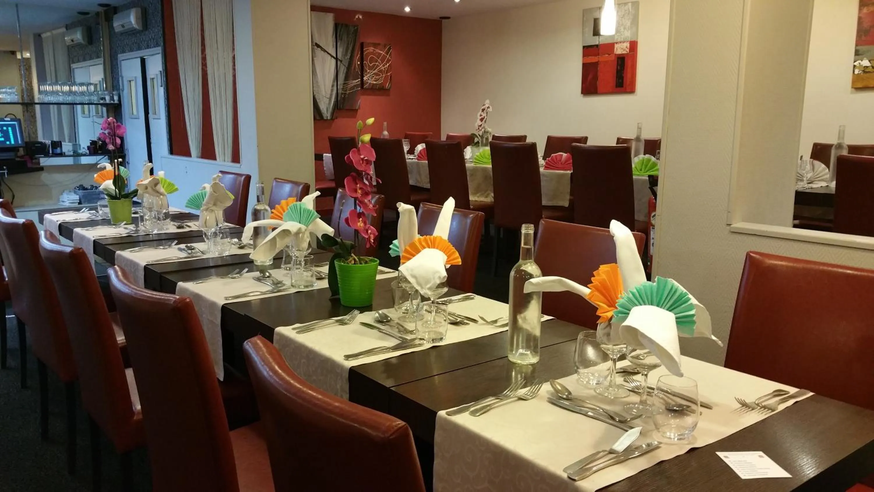 Restaurant/places to eat in L'Ecailler