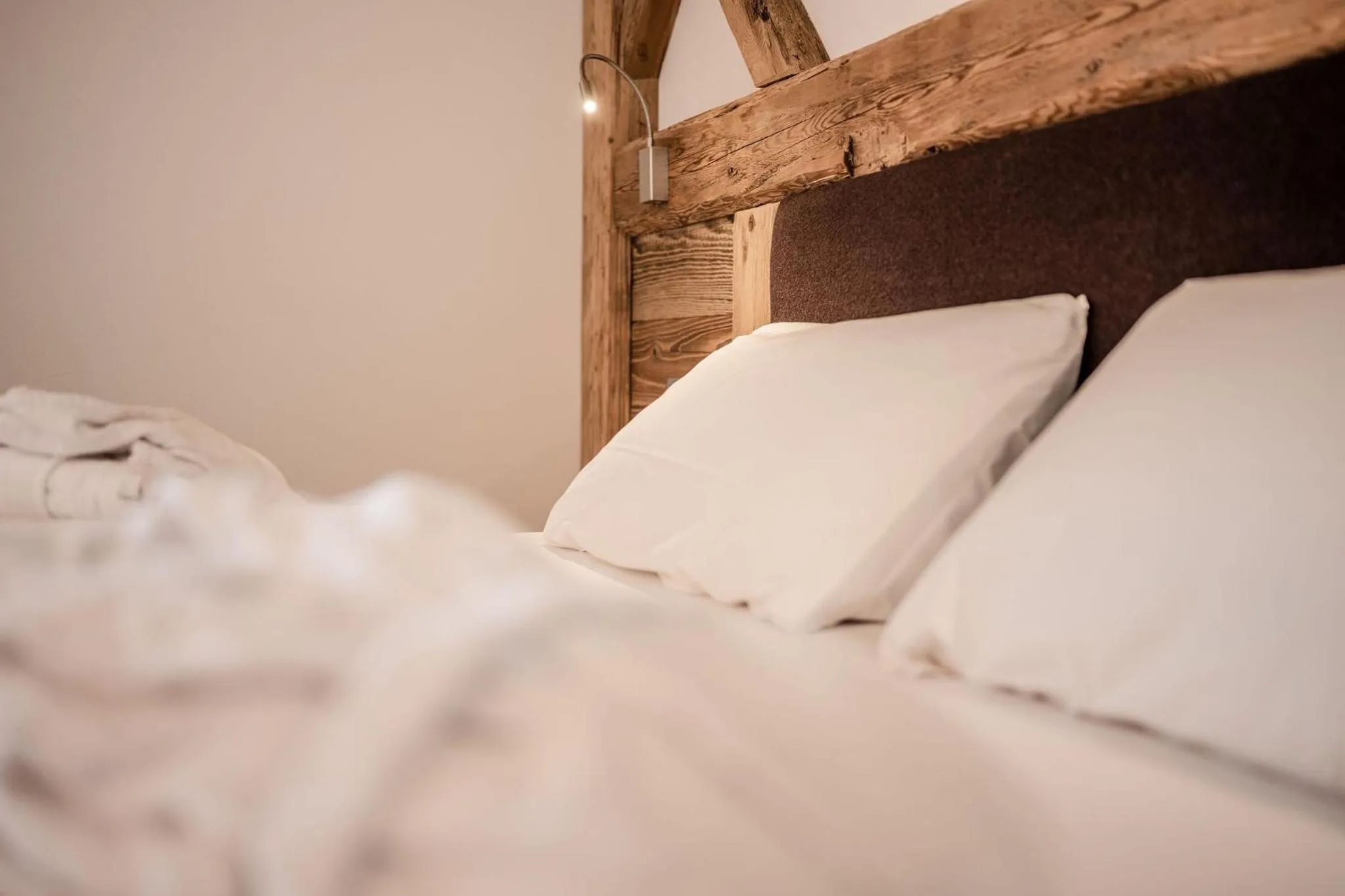 Bedroom, Bed in CAPANNA PRESENA