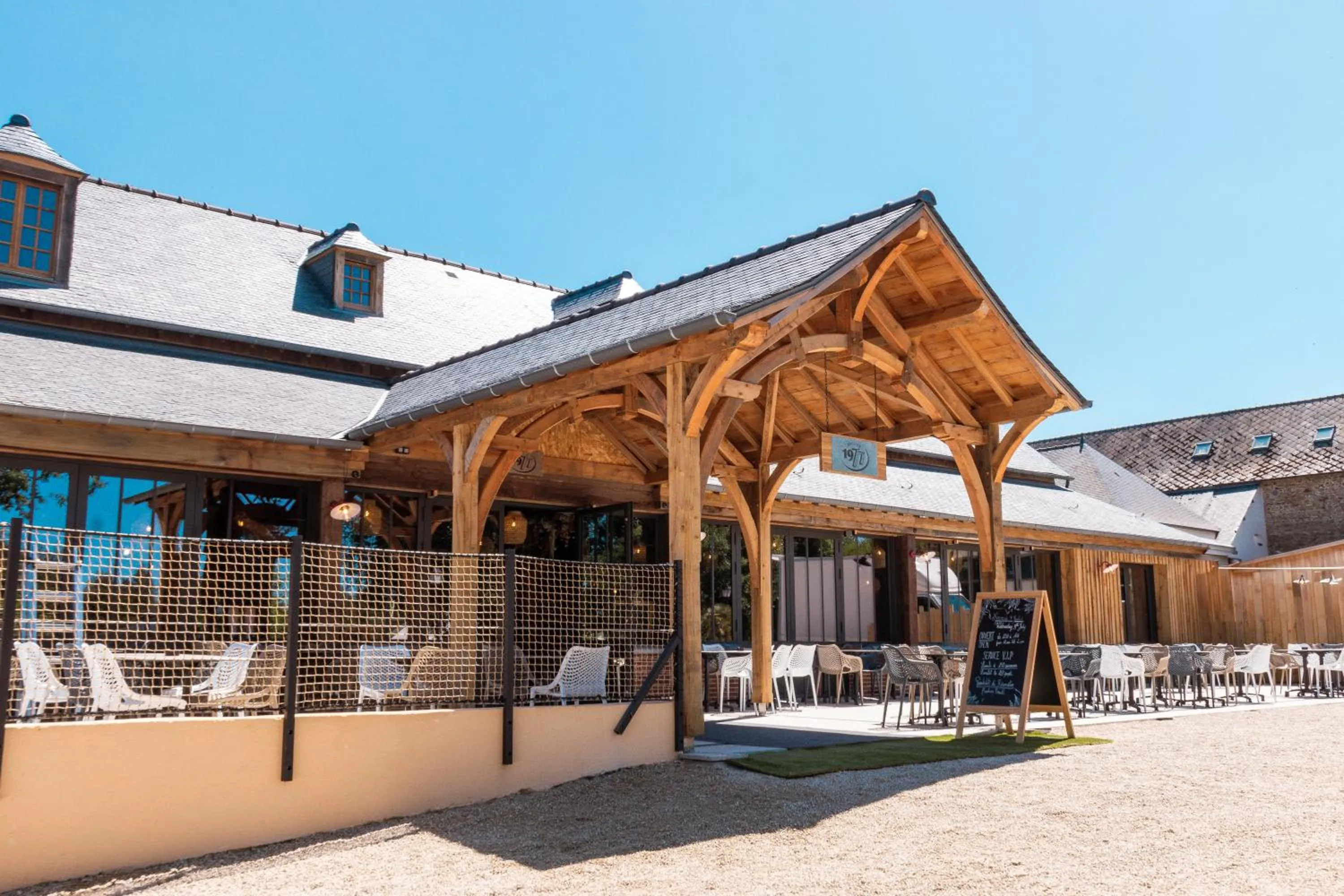 Property building in Mobile Homes by KelAir at Camping Domaine des Ormes