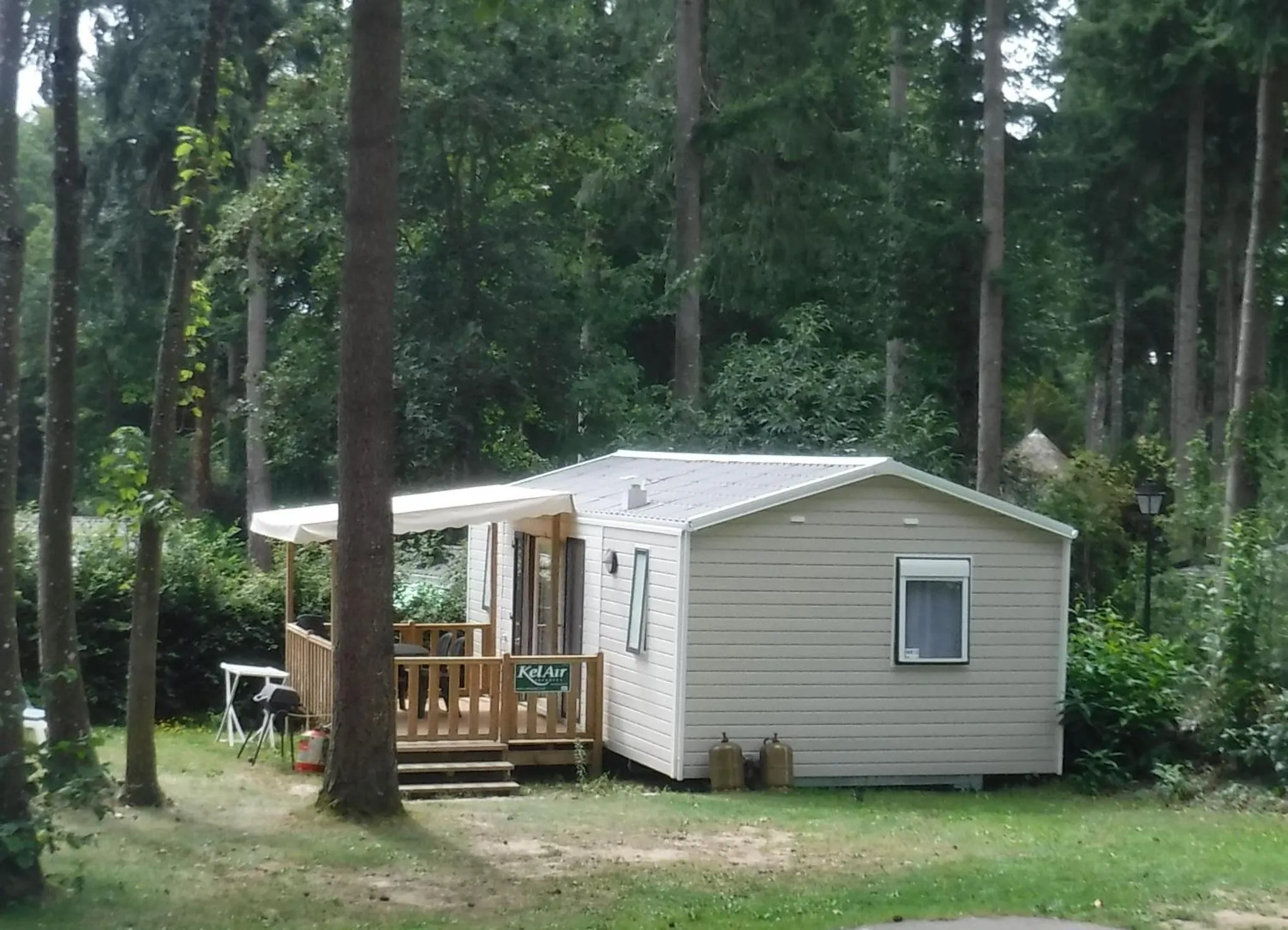 Property building in Mobile Homes by KelAir at Camping Domaine des Ormes