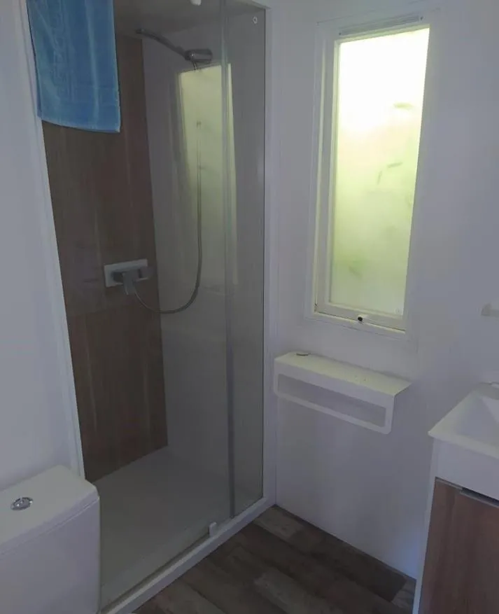 Shower in Mobile Homes by KelAir at Camping Domaine des Ormes