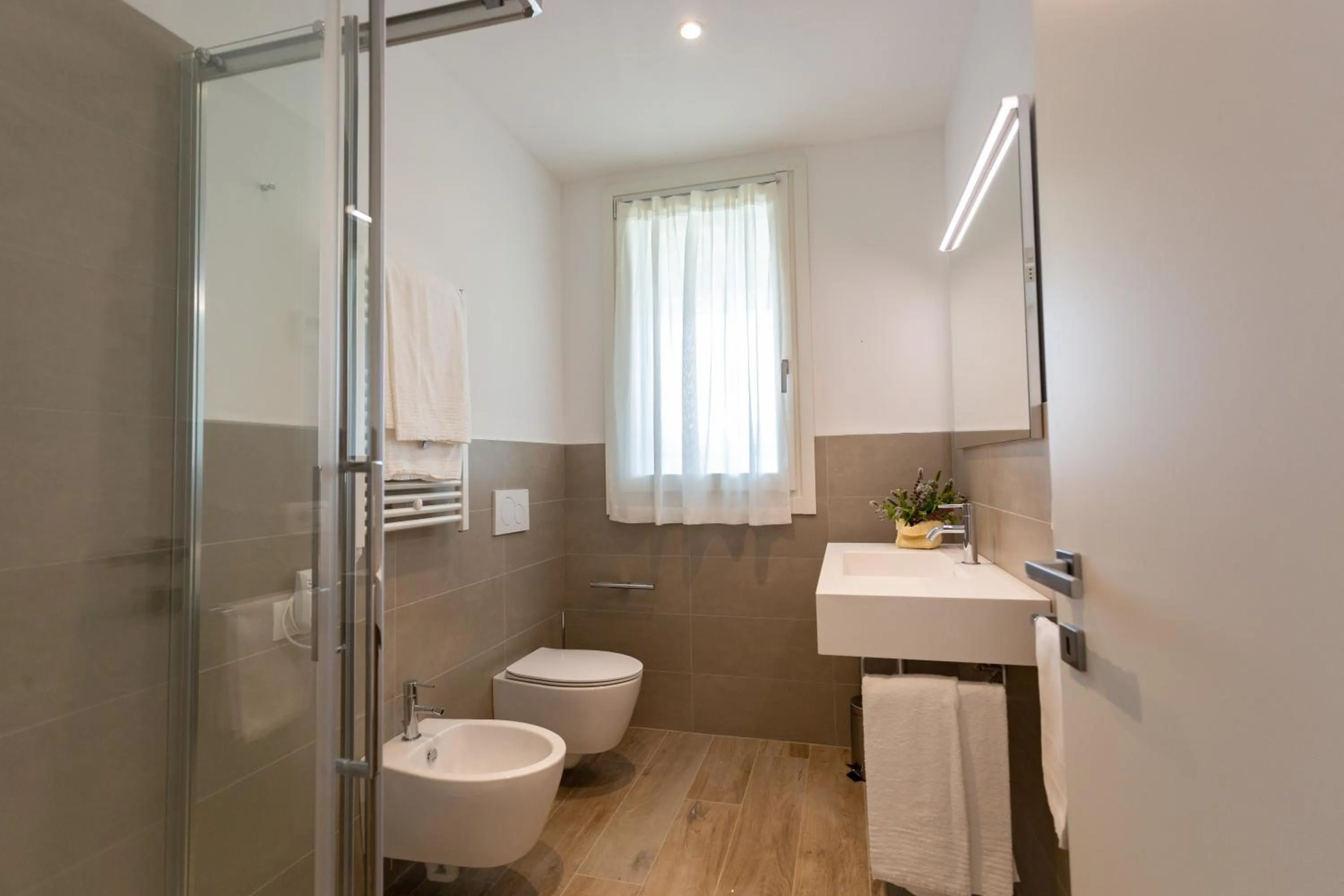 Shower in Casa Massaro Todeschini