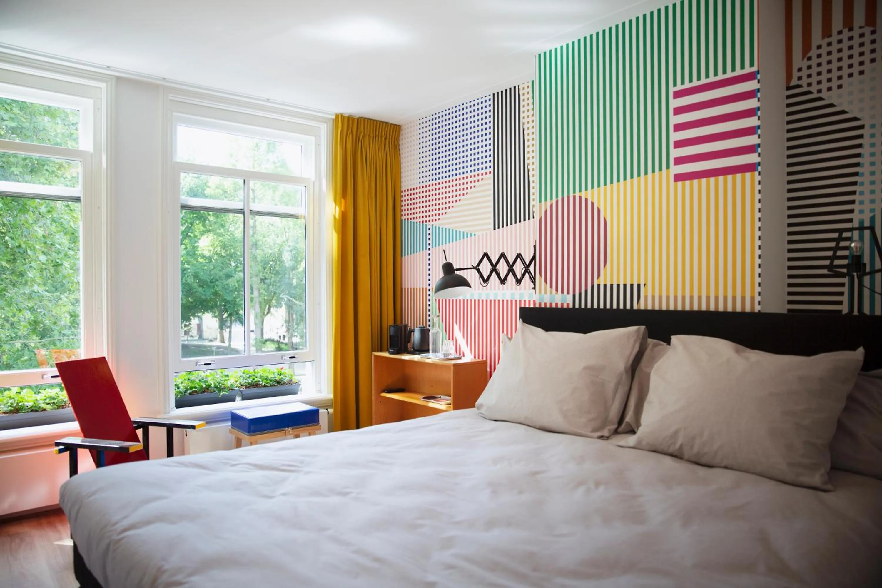 Bed in MUZE Hotel Utrecht