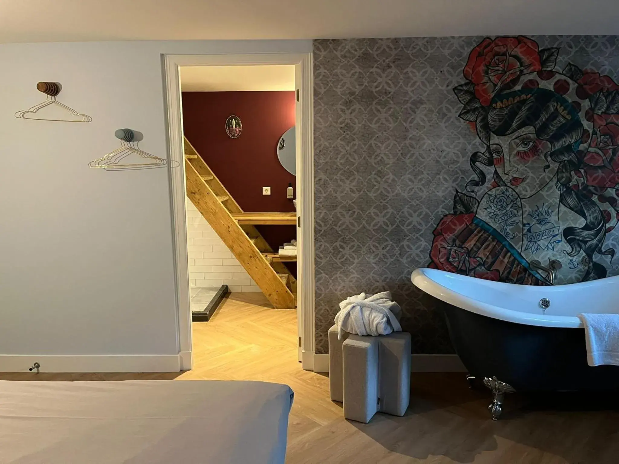 Deluxe Double Room with Bath in MUZE Hotel Utrecht Deluxe Double Room with Bath in MUZE Hotel Utrecht