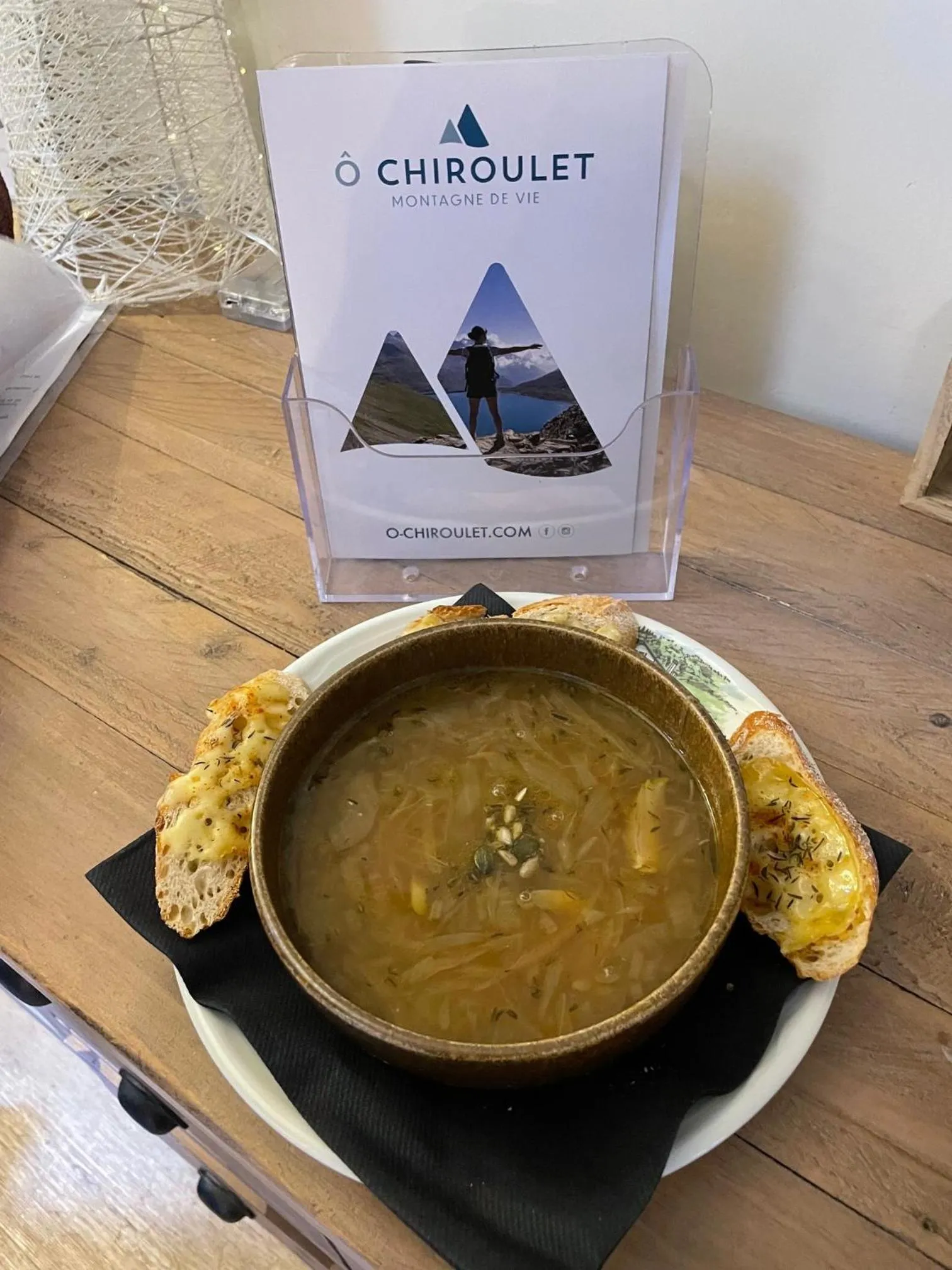 Food and drinks in Hotel O Chiroulet