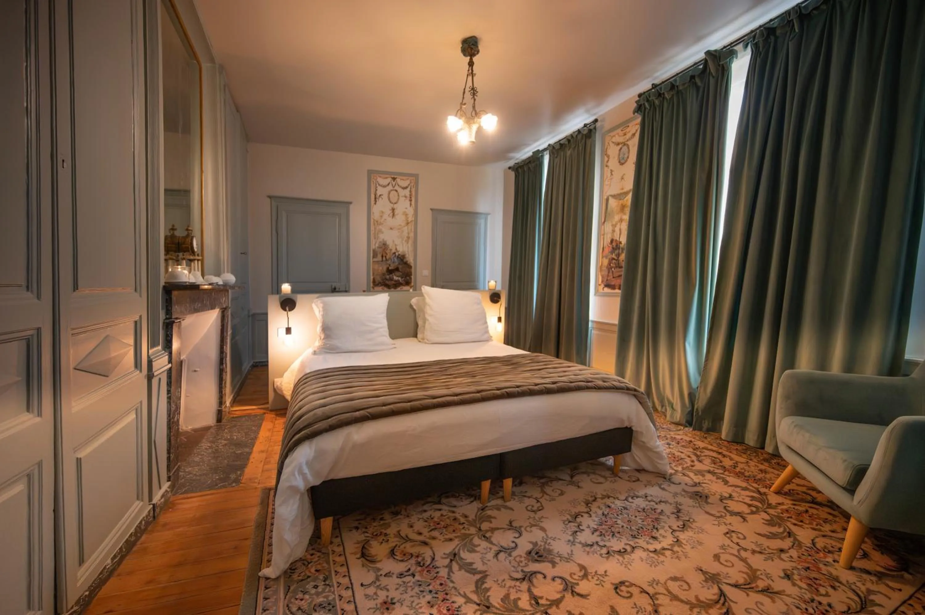 Bed in les Myrrhophores et Spa, Chambres d'Hôtes et Gîtes de charme