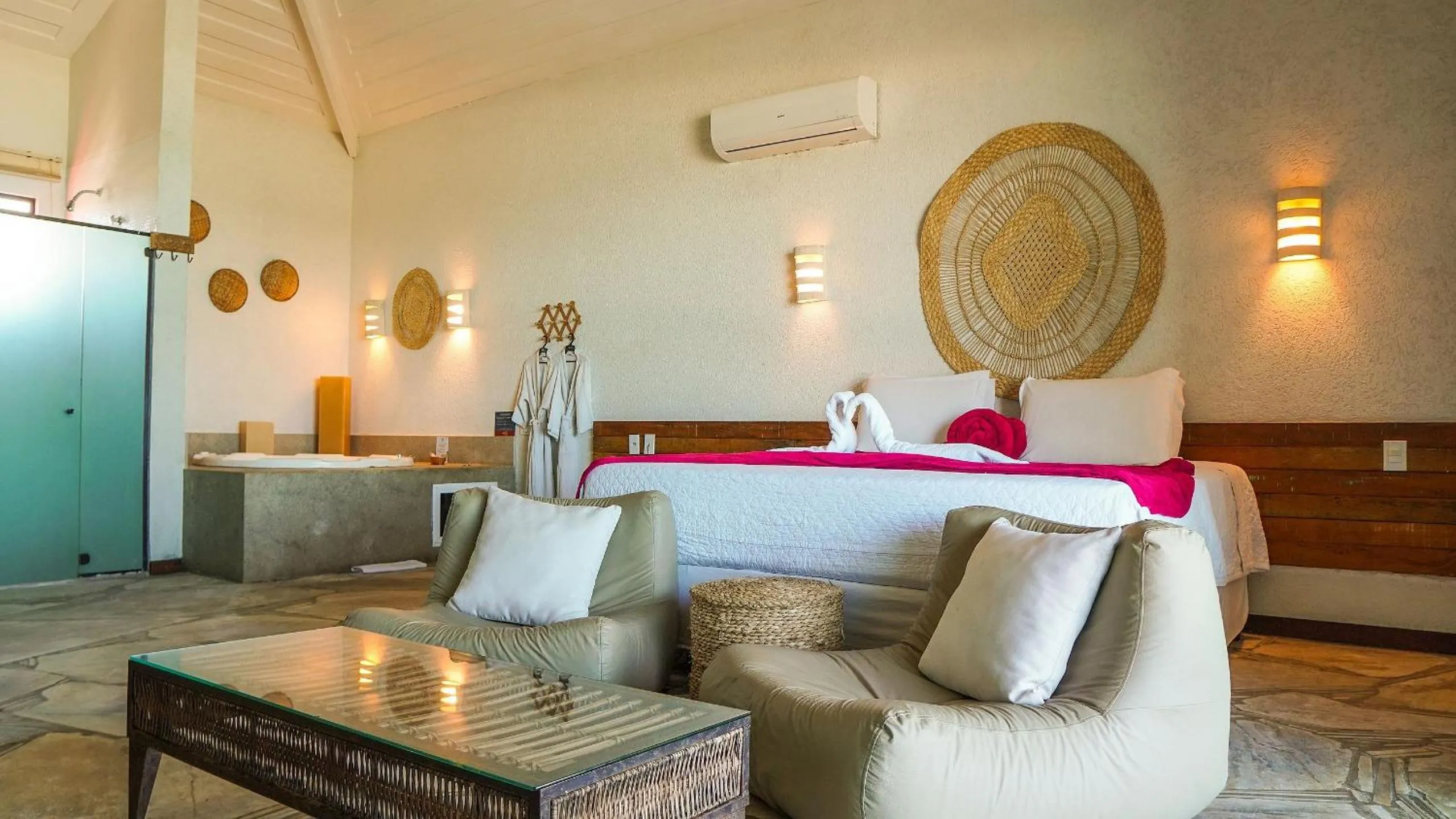 Bed in Pier Beach Club