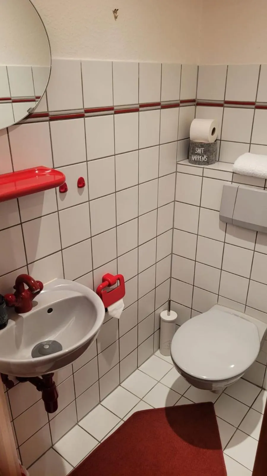 Toilet in Hotel Zur Linde