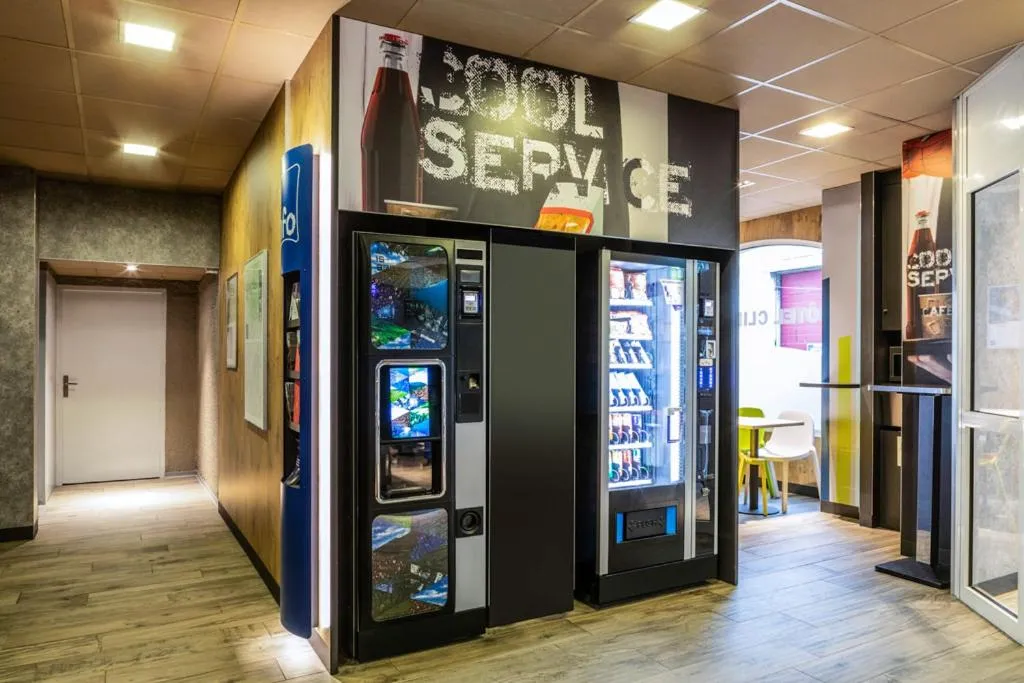 vending machine in ibis budget Compiègne Centre-Ville