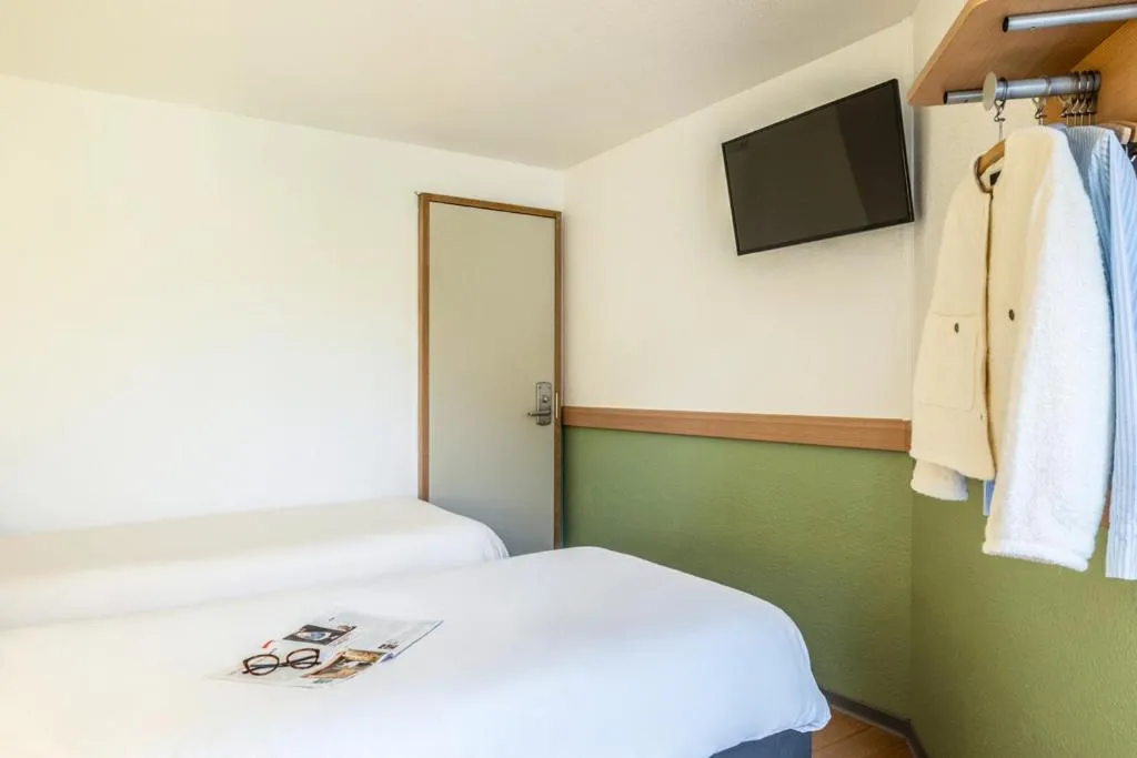 Bed in ibis budget Compiègne Centre-Ville