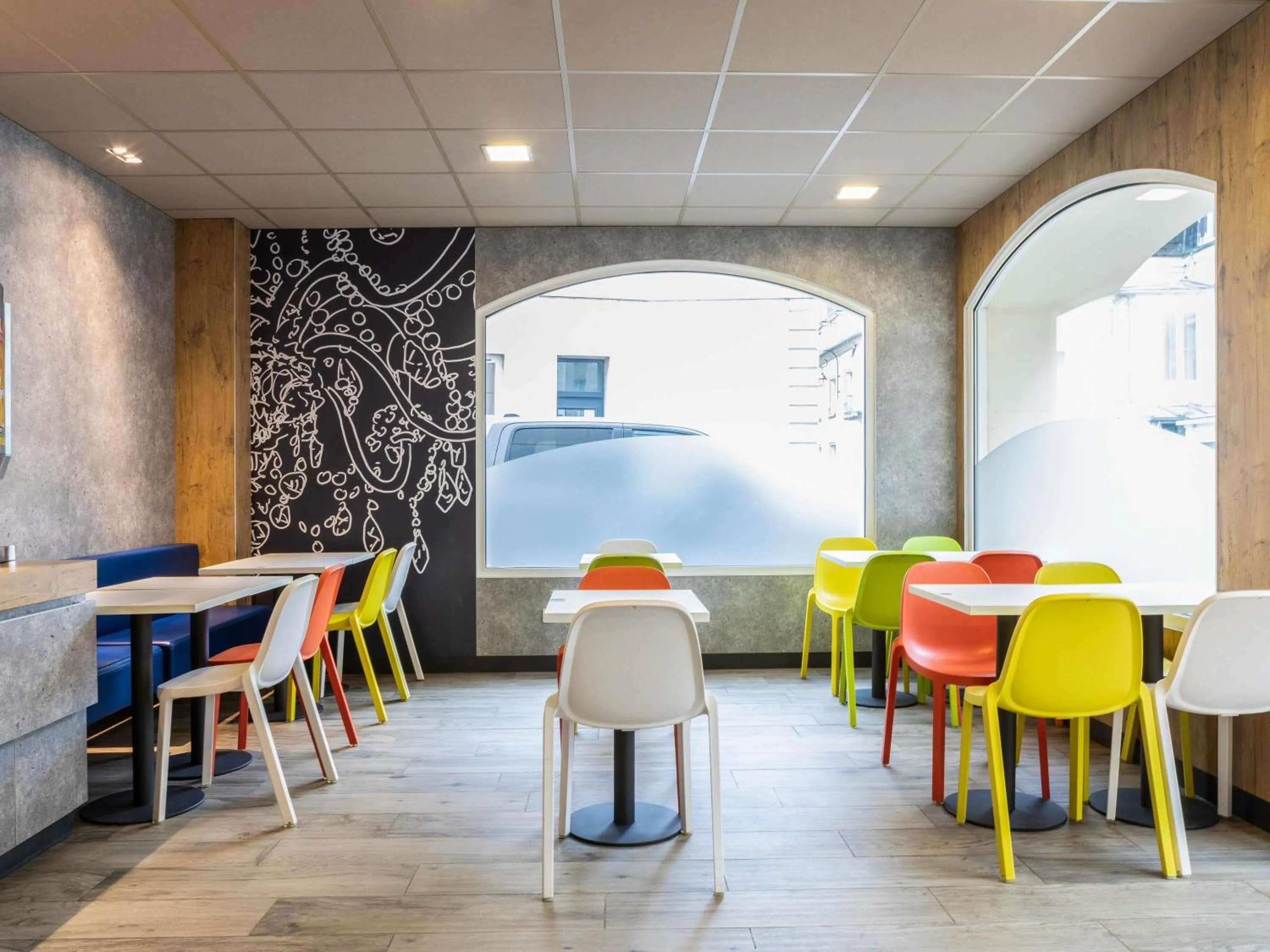 Breakfast in ibis budget Compiègne Centre-Ville