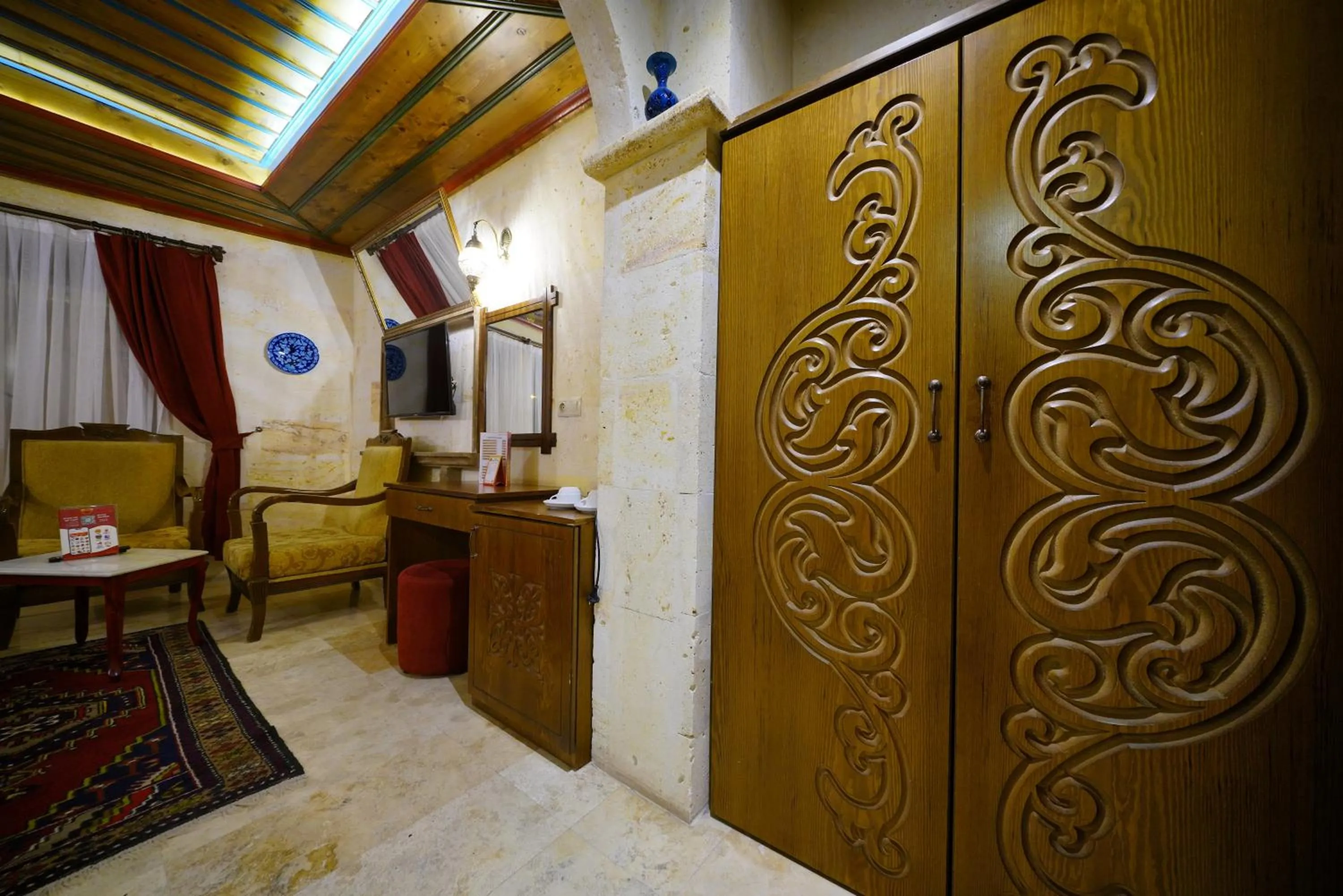 Coffee/tea facilities in Balloon Cave Hotel