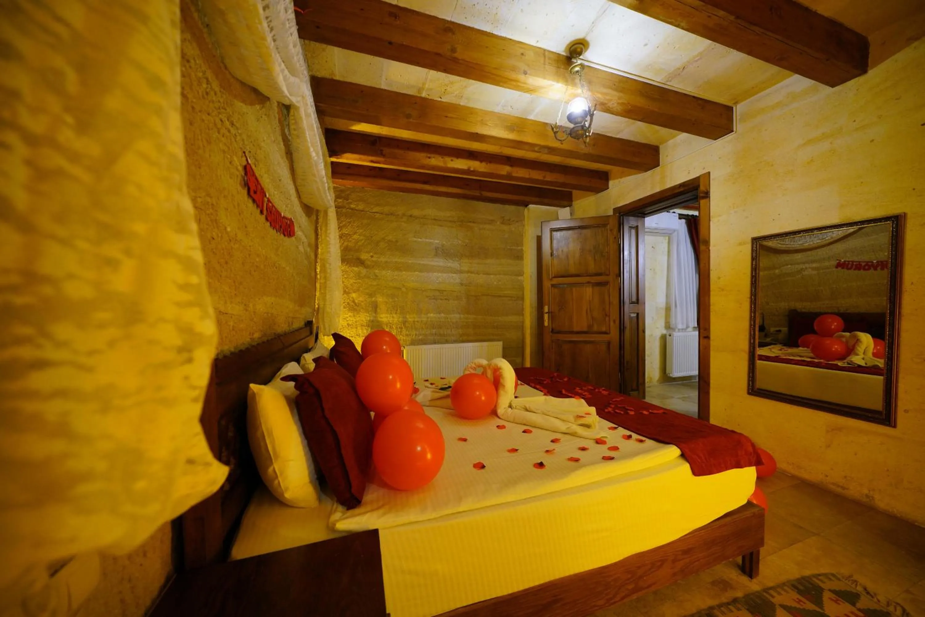 Bed in Balloon Cave Hotel