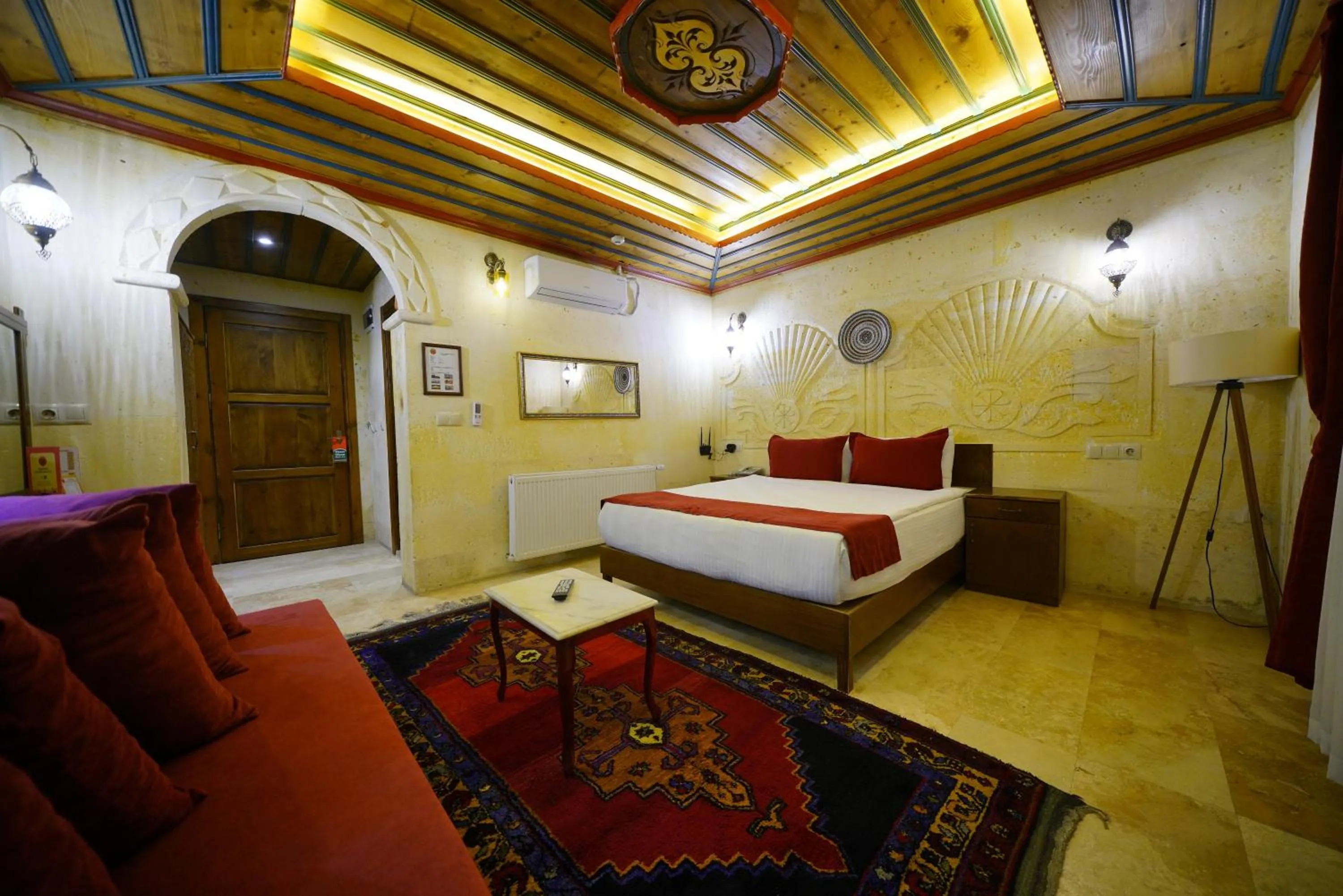 Bed in Balloon Cave Hotel