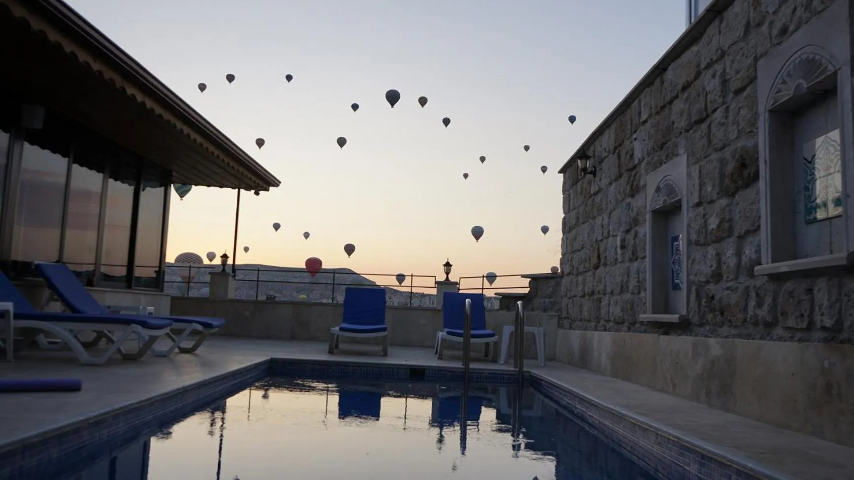 Pool view in Balloon Cave Hotel