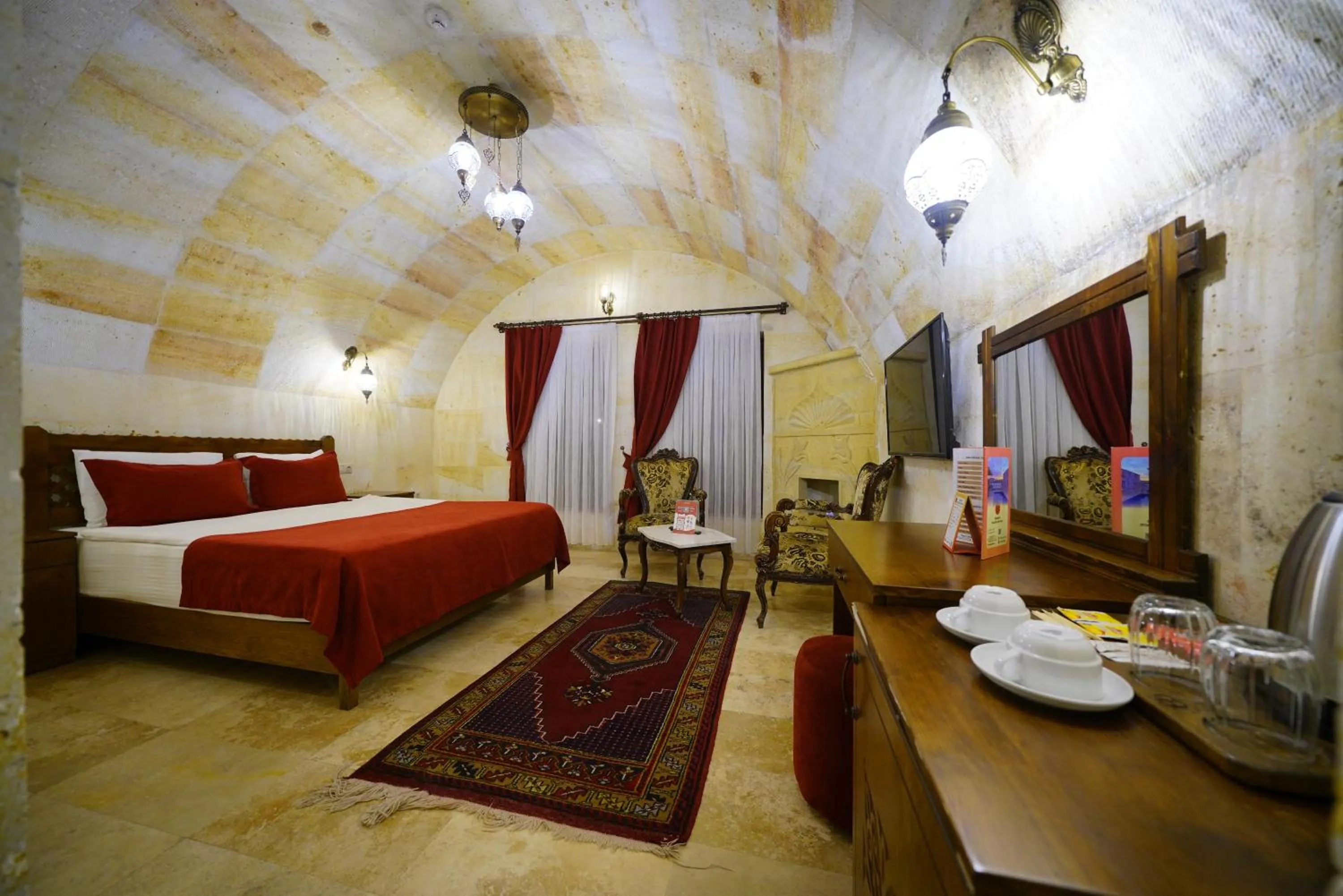 Bed in Balloon Cave Hotel