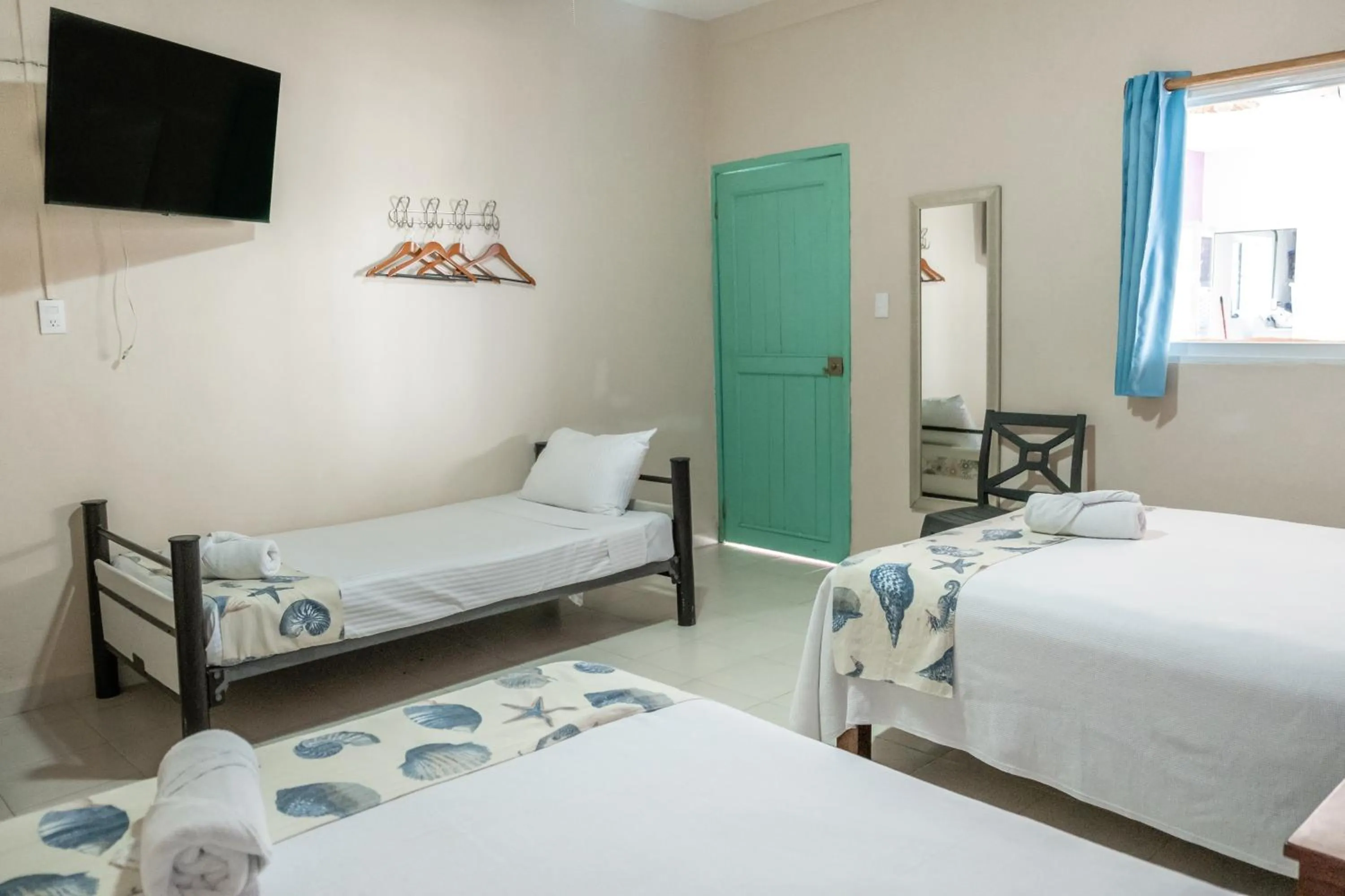 Bedroom, Bed in Hotel Pelicano