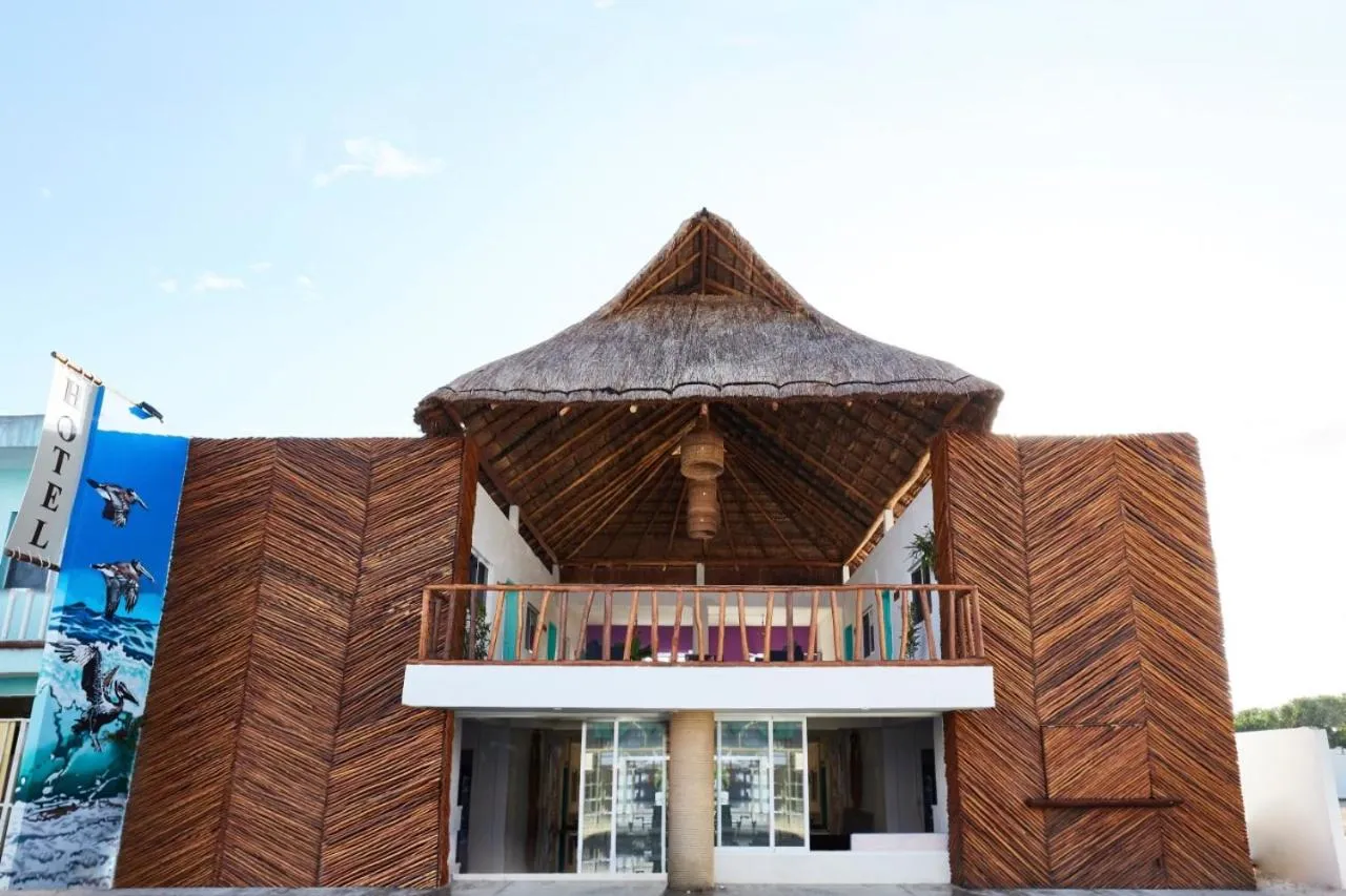 Property building in Hotel Pelicano