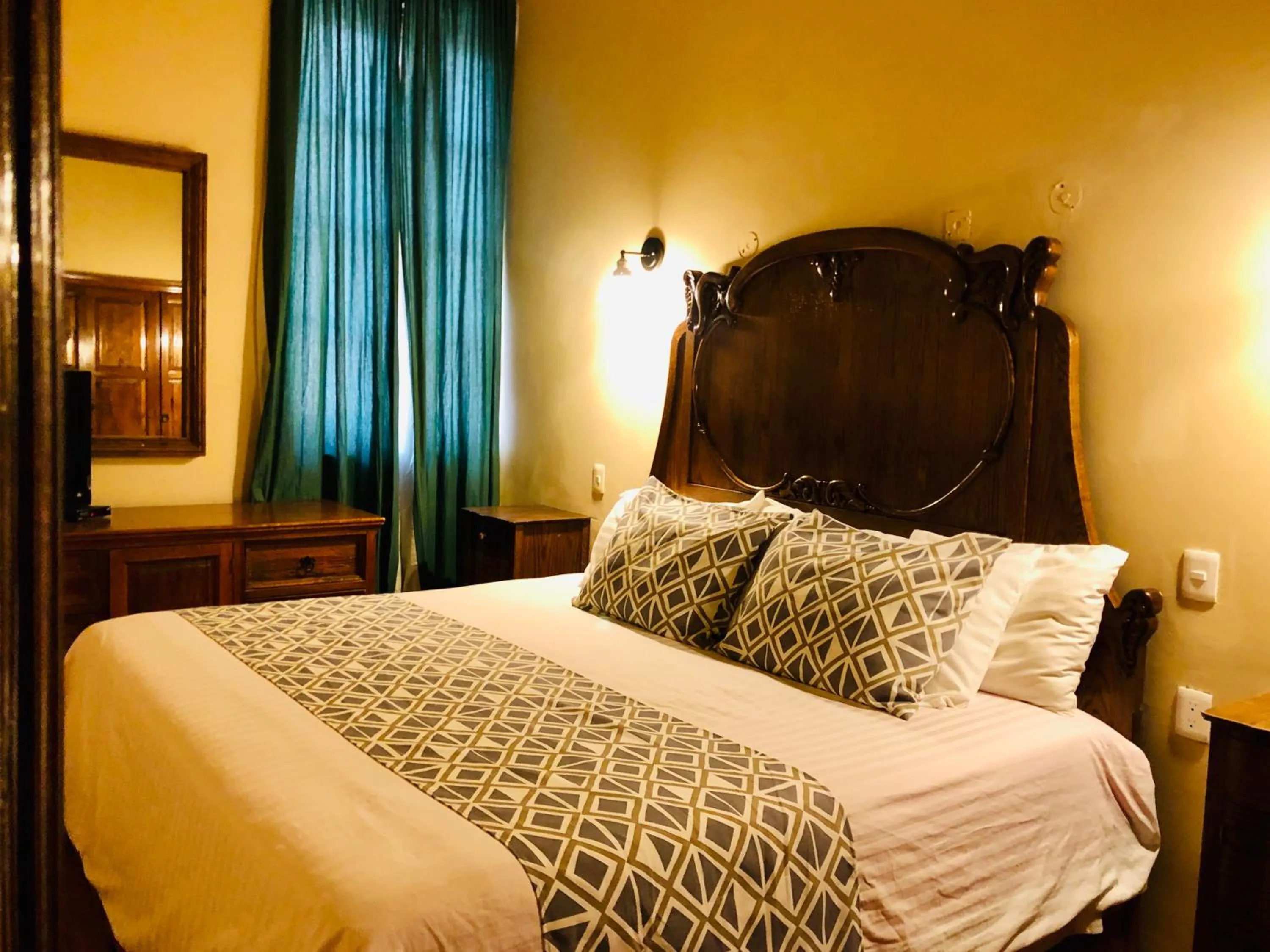 Bed in Hotel Boutique Casa de las Manrique