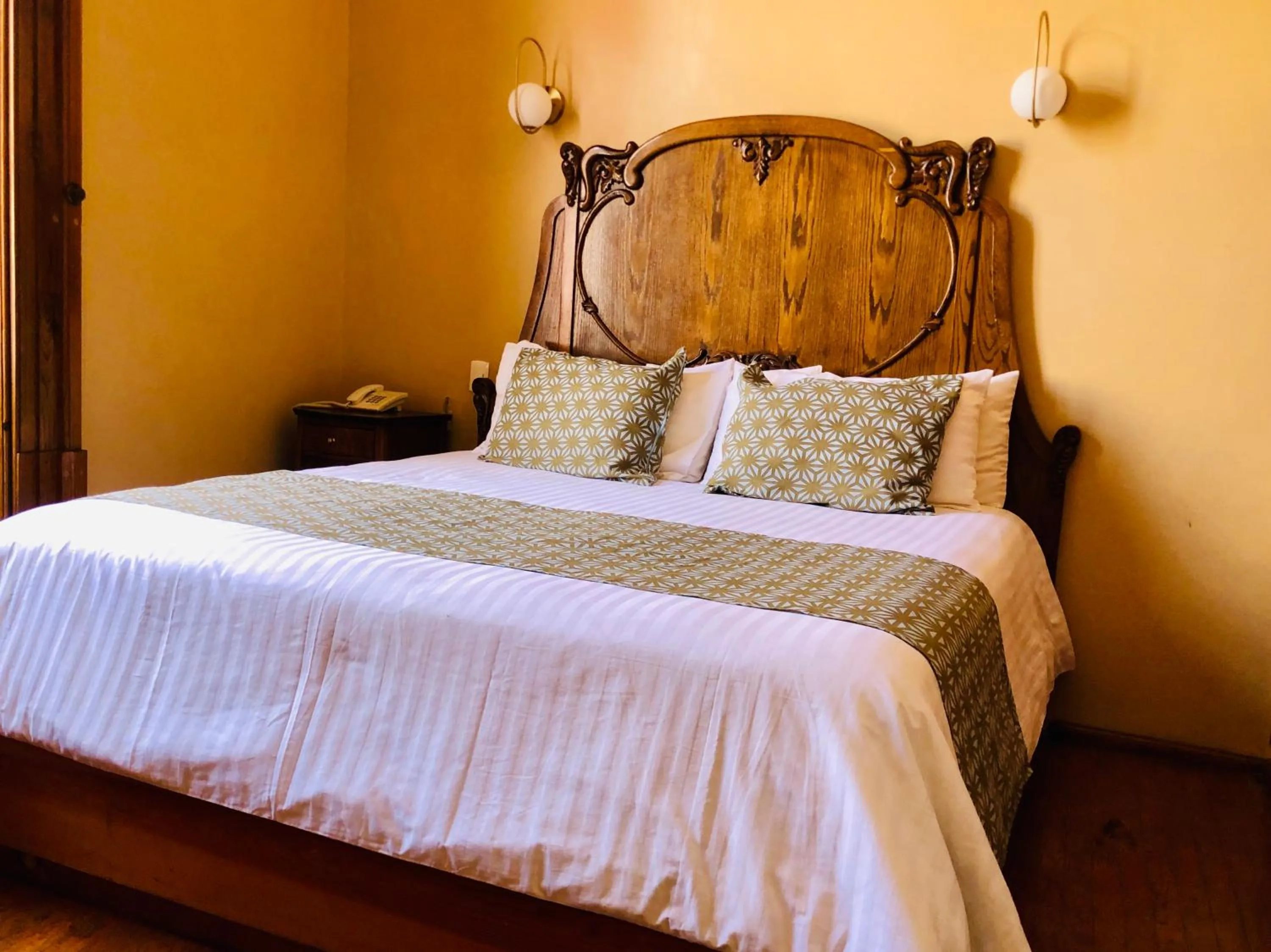 Bed in Hotel Boutique Casa de las Manrique