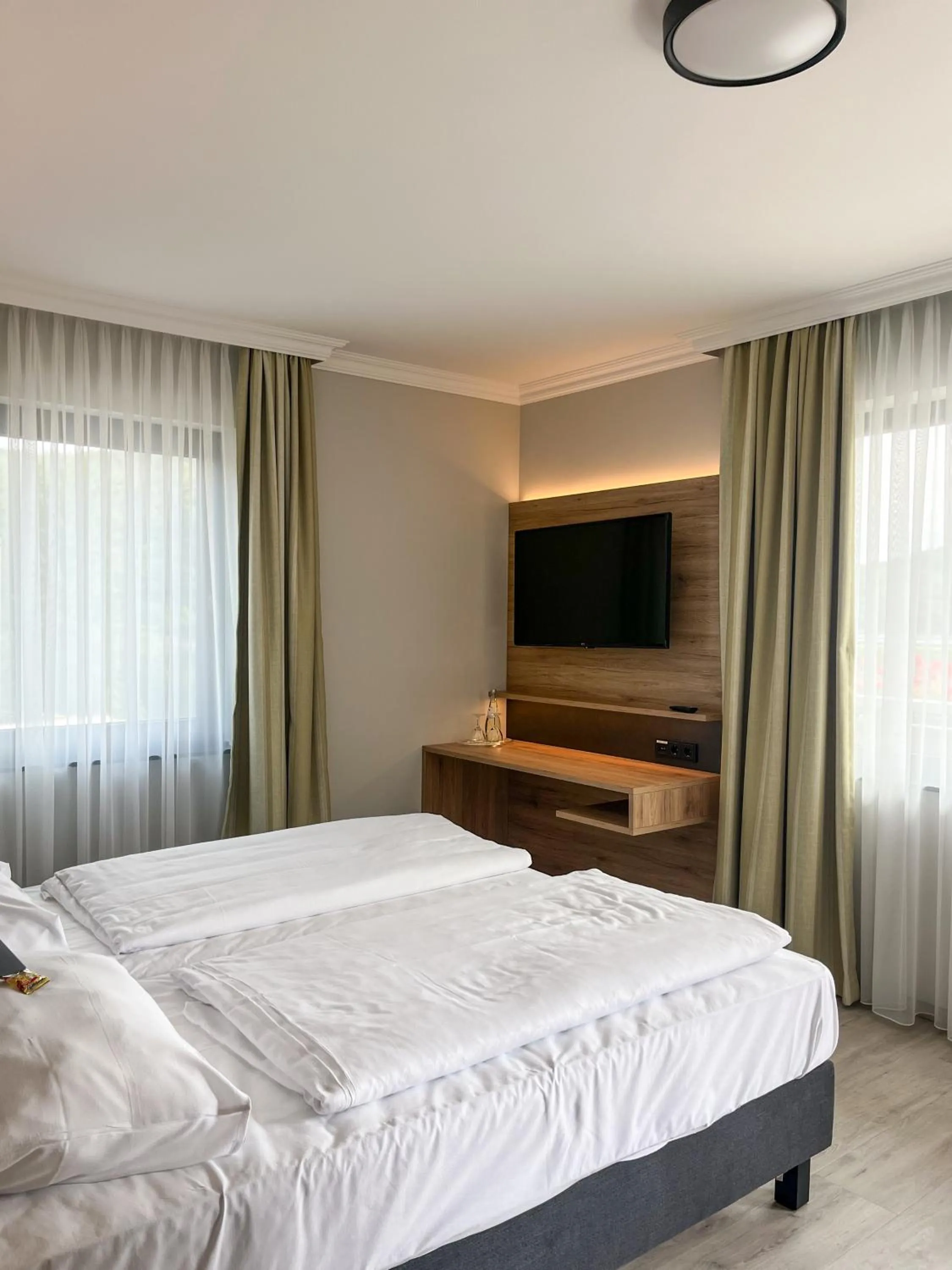 Photo of the whole room, Bed in Hotel Paulushof