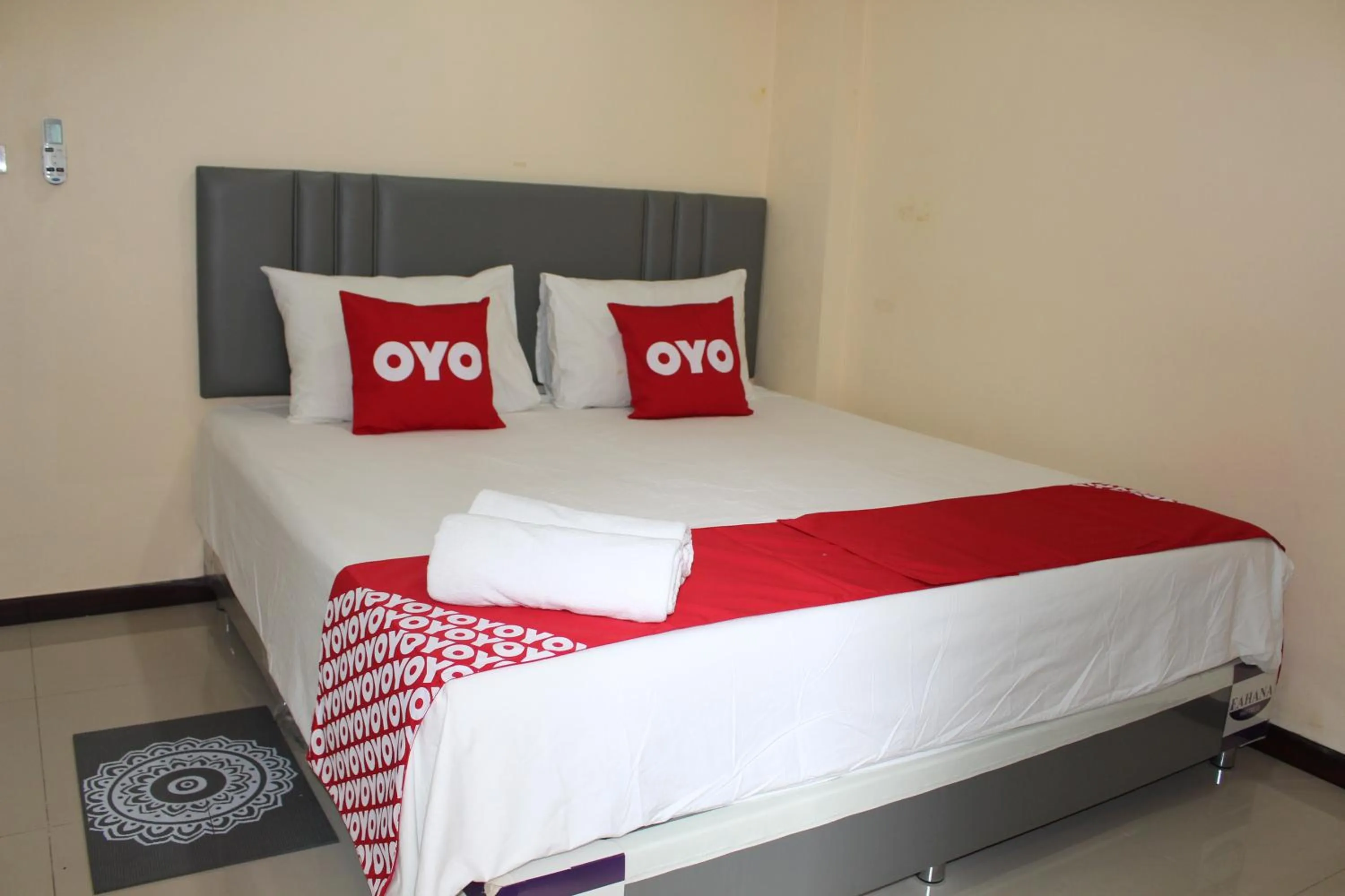 Bedroom, Bed in Awa Don Muang