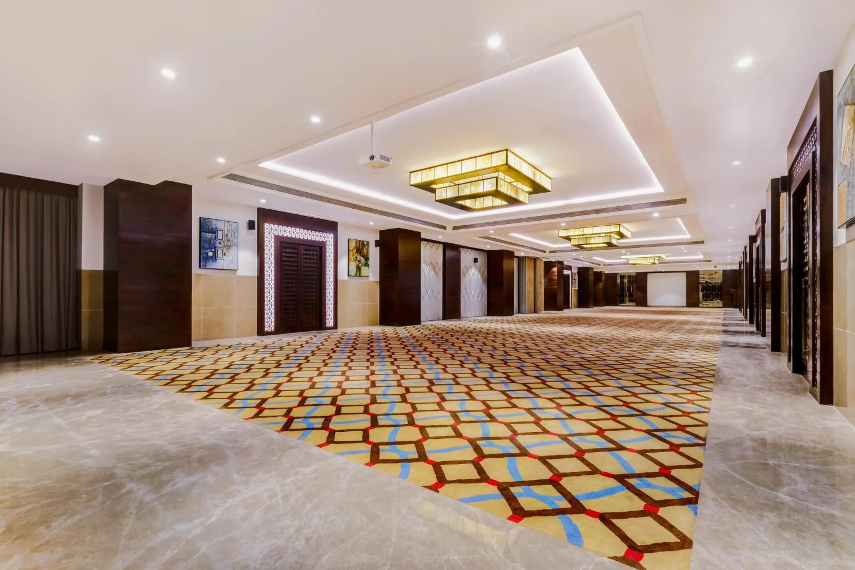 Banquet/Function facilities in Lemon Tree Premier, Dwarka