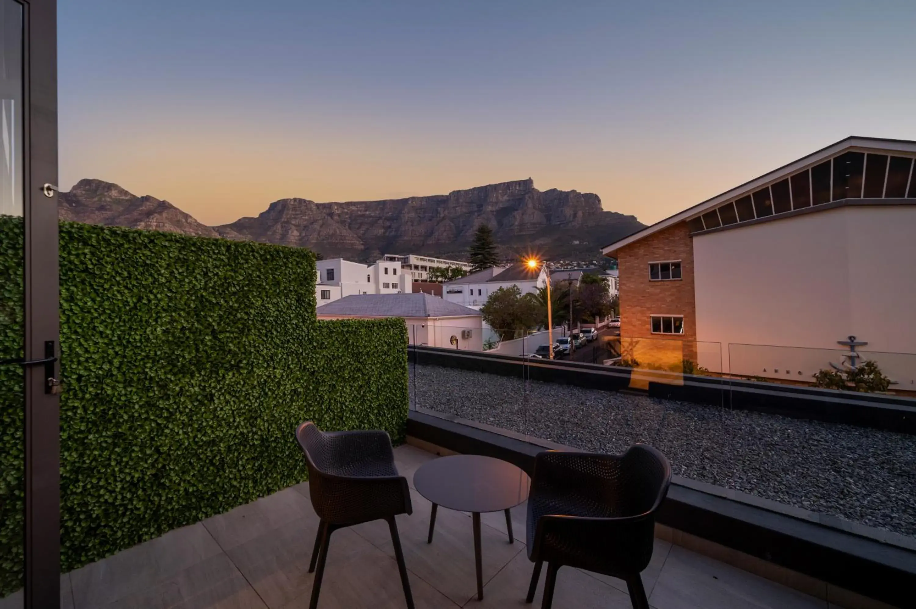 Luxury Suite with Mountain View and Terrace in Kloof Street Hotel - Lion Roars Hotels & Lodges Luxury Suite with Mountain View and Terrace in Kloof Street Hotel - Lion Roars Hotels & Lodges