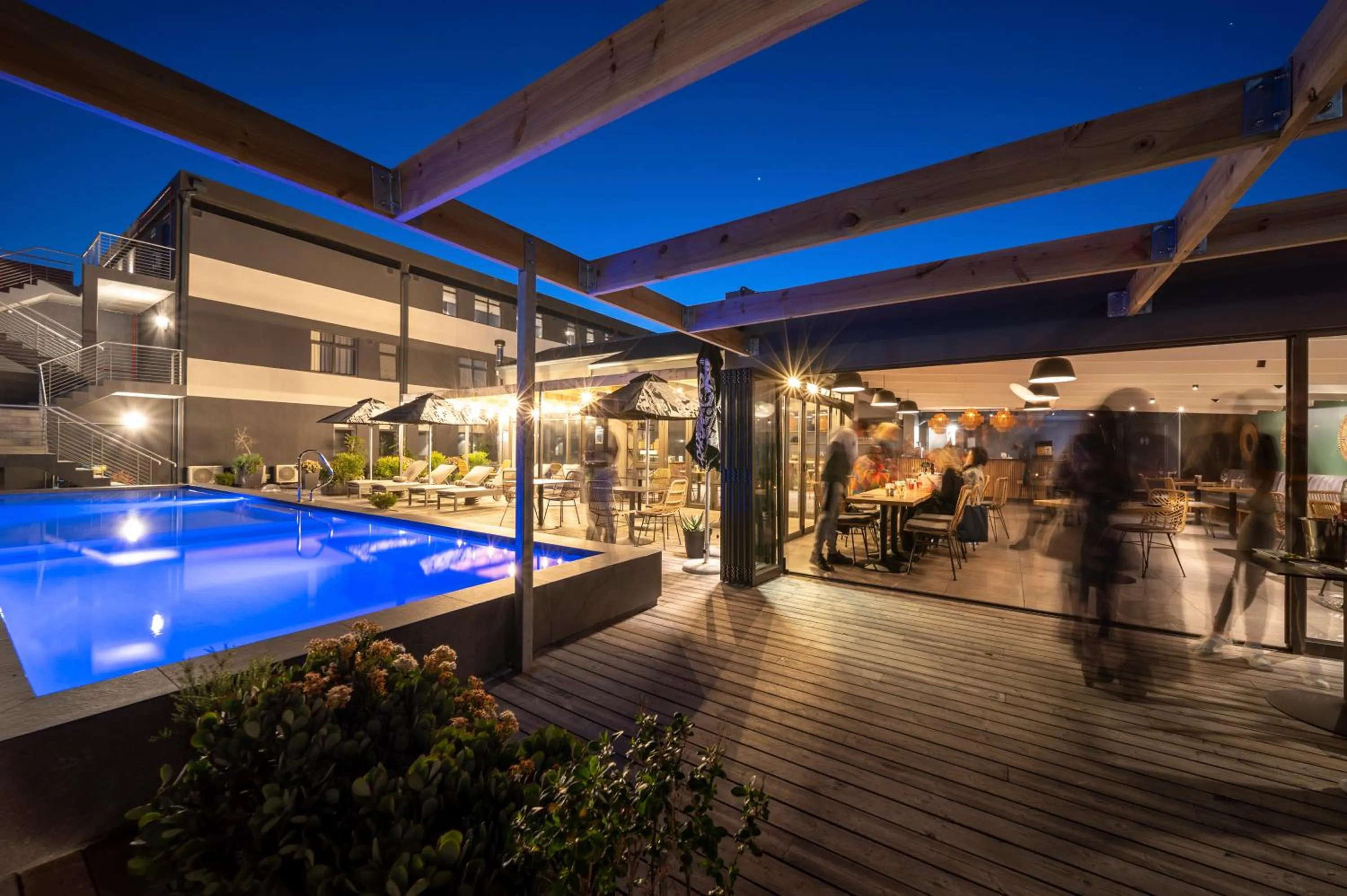 Restaurant/places to eat in Kloof Street Hotel - Lion Roars Hotels & Lodges