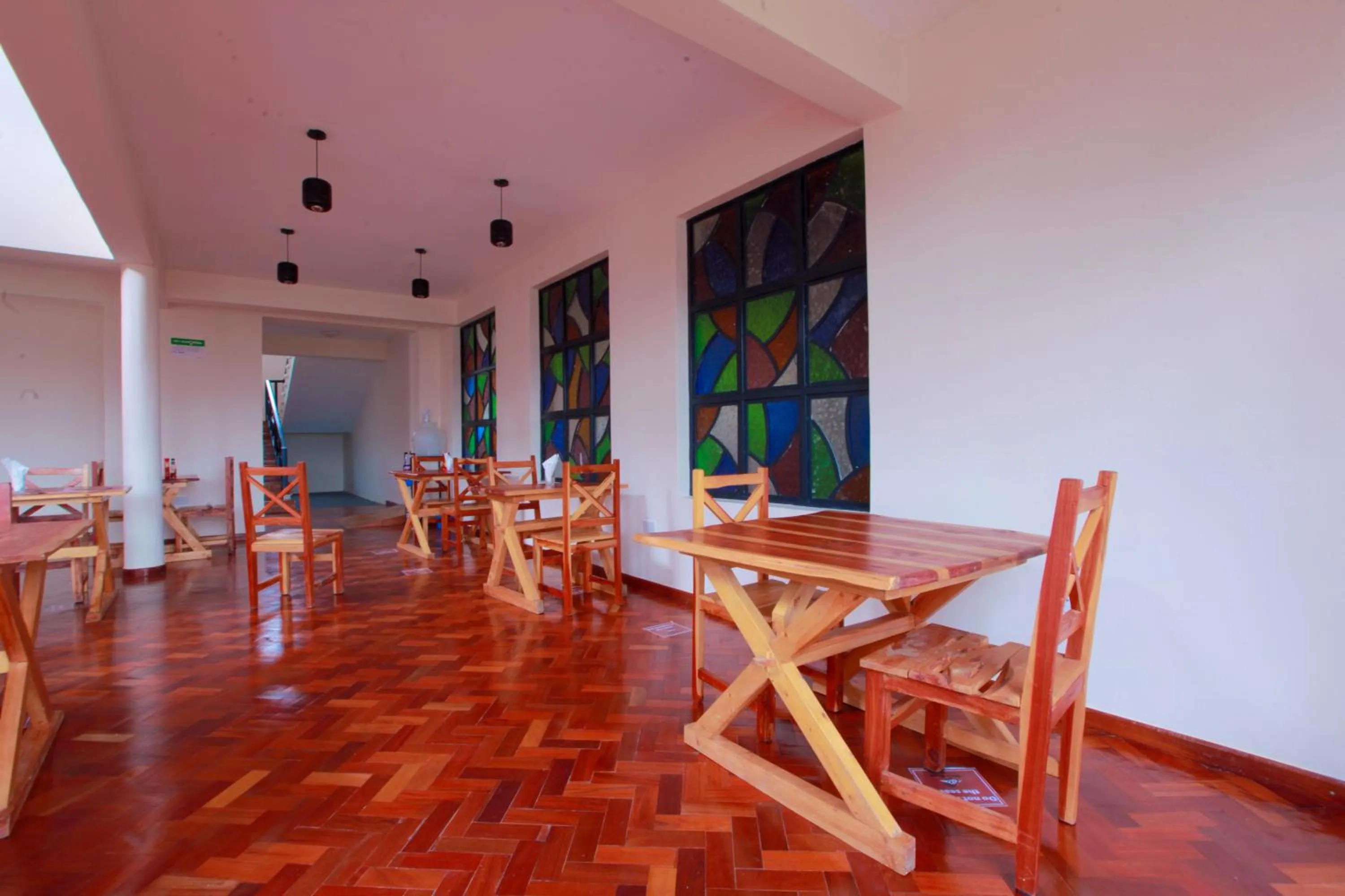 Restaurant/places to eat in Mtoni Resort, Naro moru