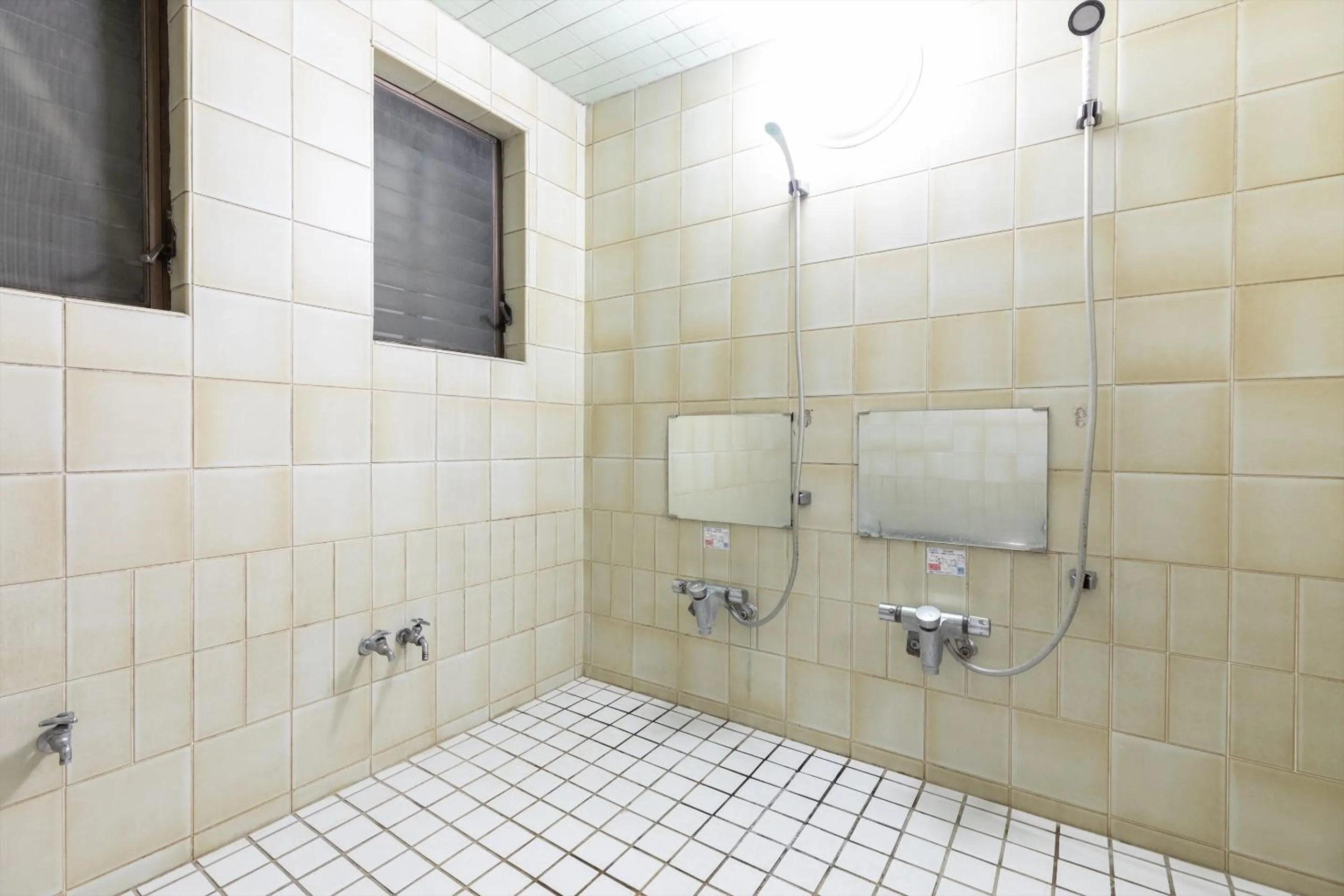 Shower in Tabist Futaba Ryokan Tatsuno
