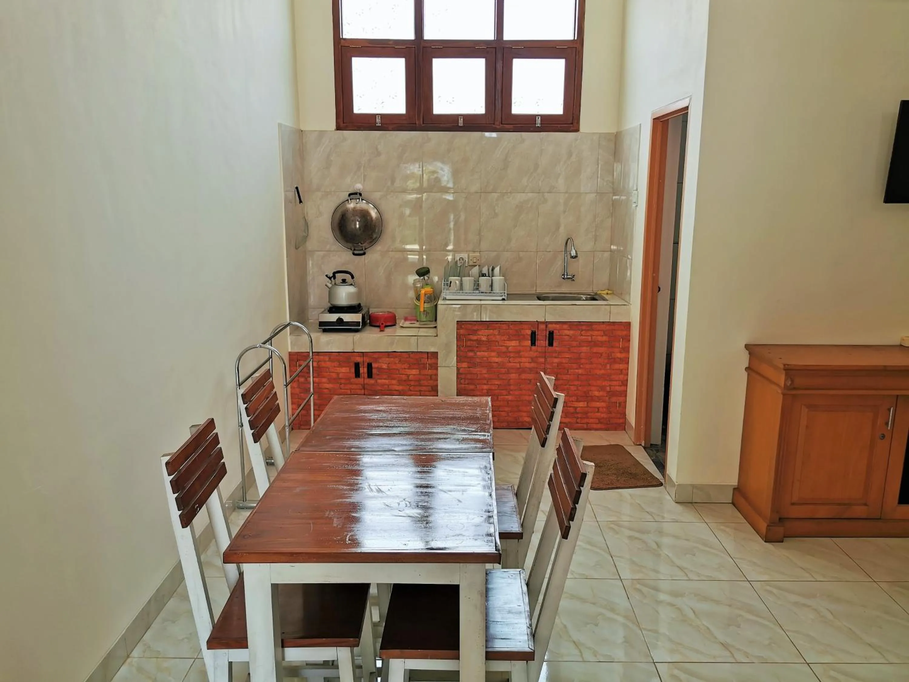 Maulana Hills Syariah Hotel