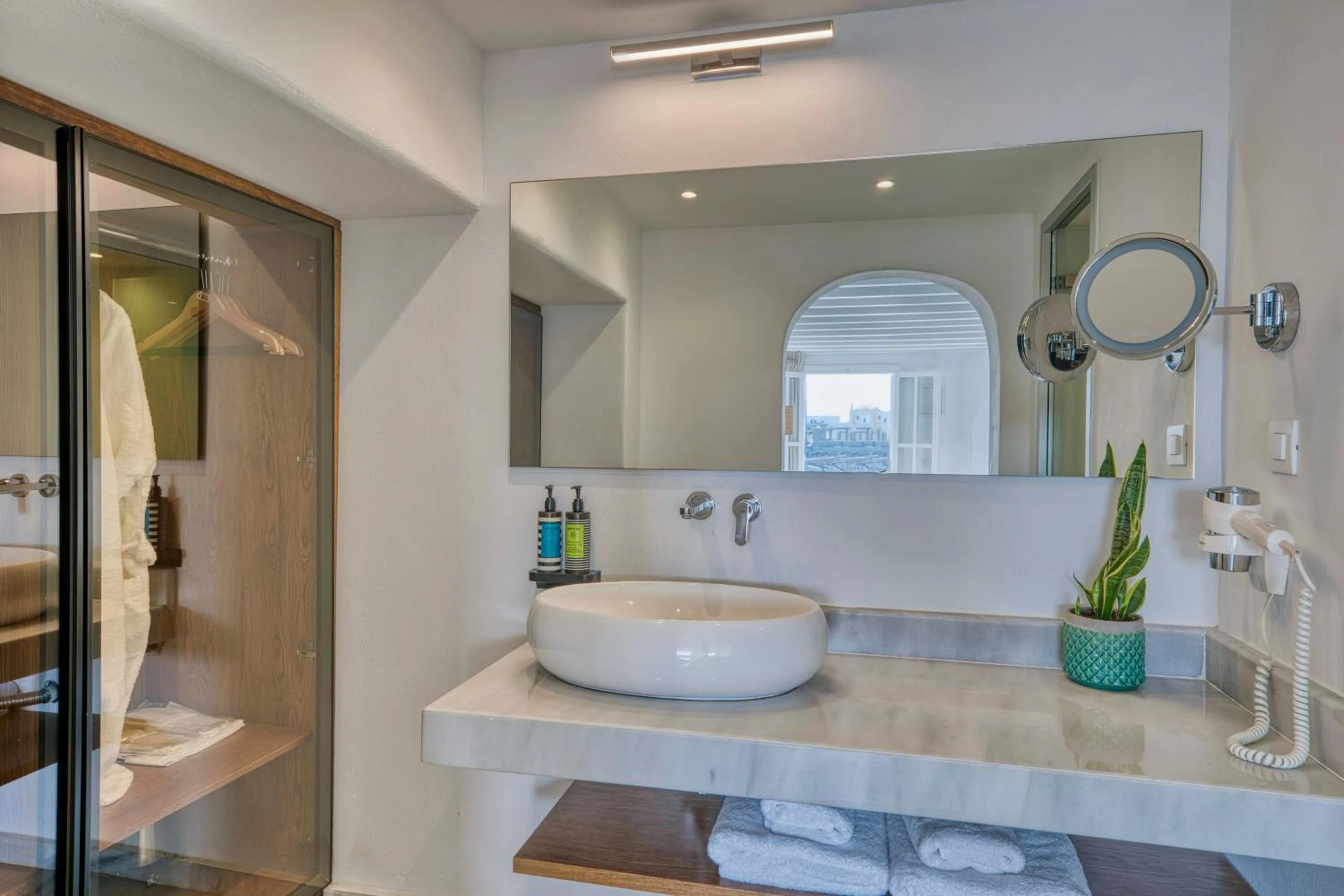 Bathroom in San Antonio Summerland