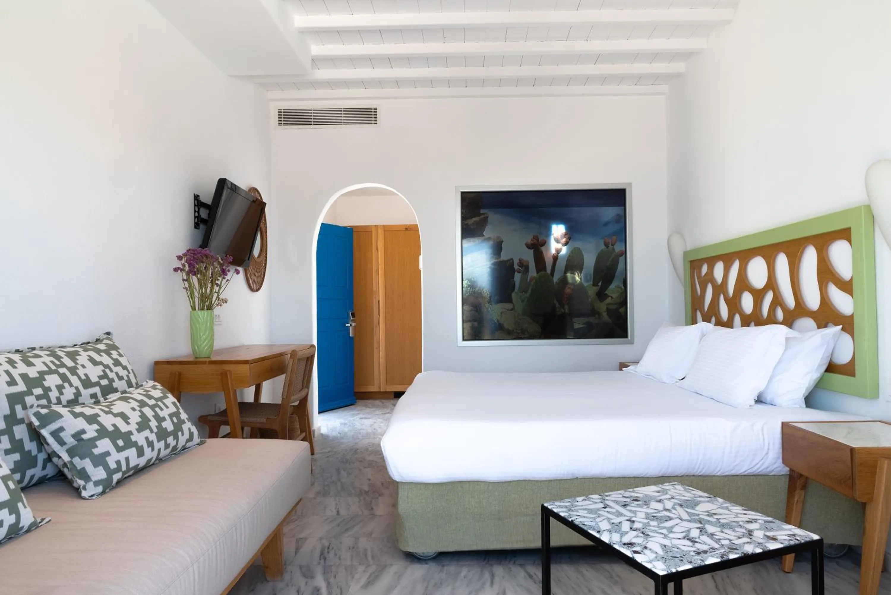 Photo of the whole room, Bed in San Antonio Summerland