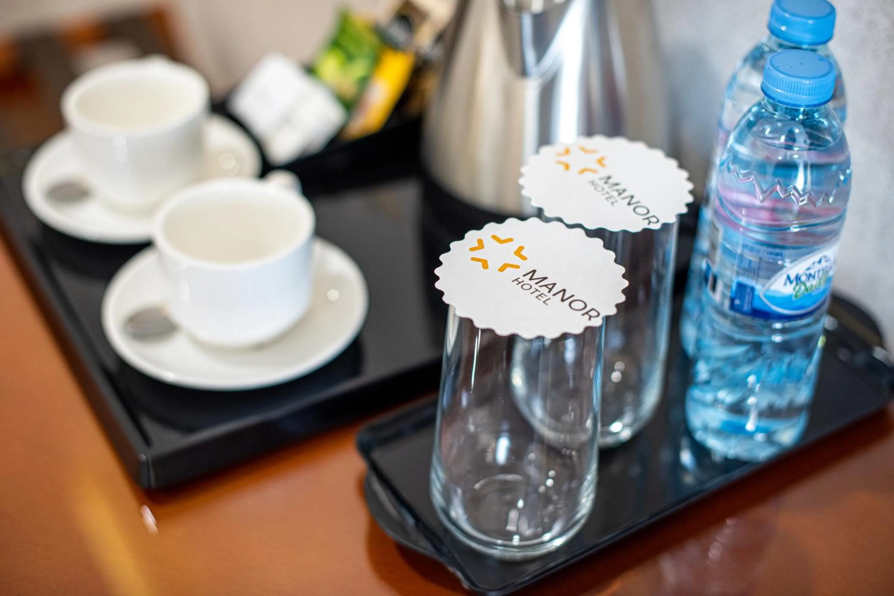 Coffee/tea facilities in Manor Hotel