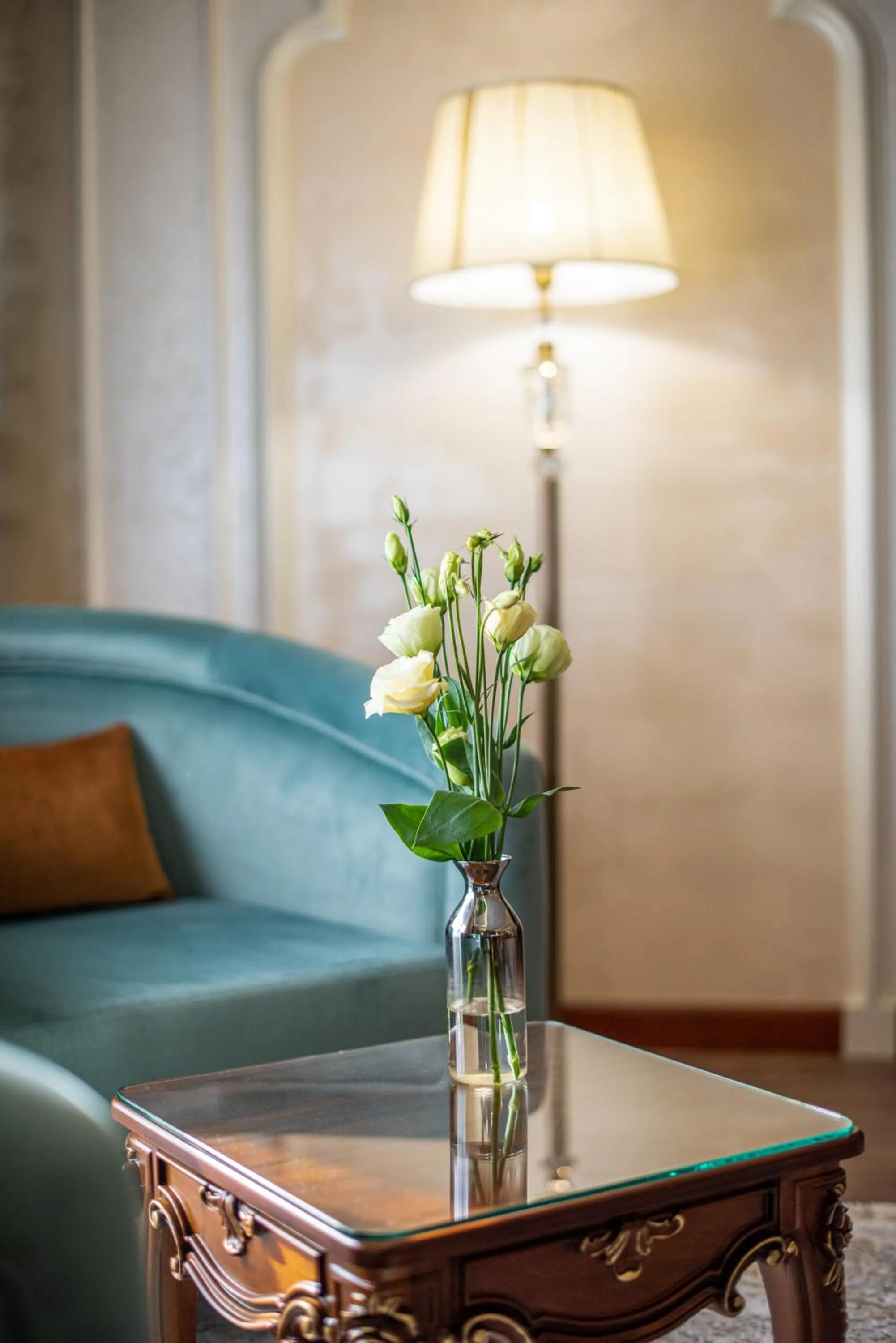 Living room in Manor Hotel