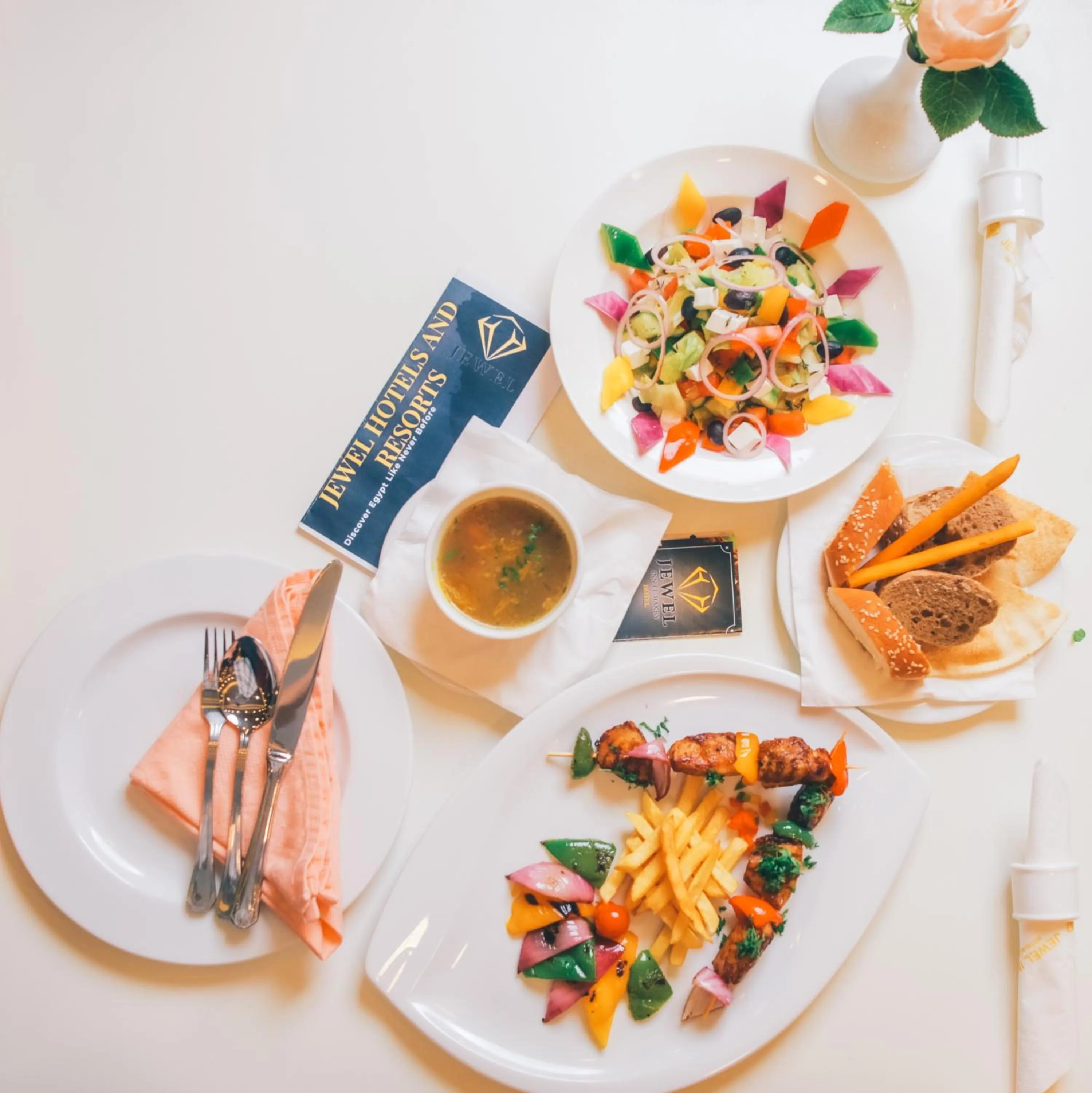 Food and drinks in Jewel Inn El Bakry Hotel