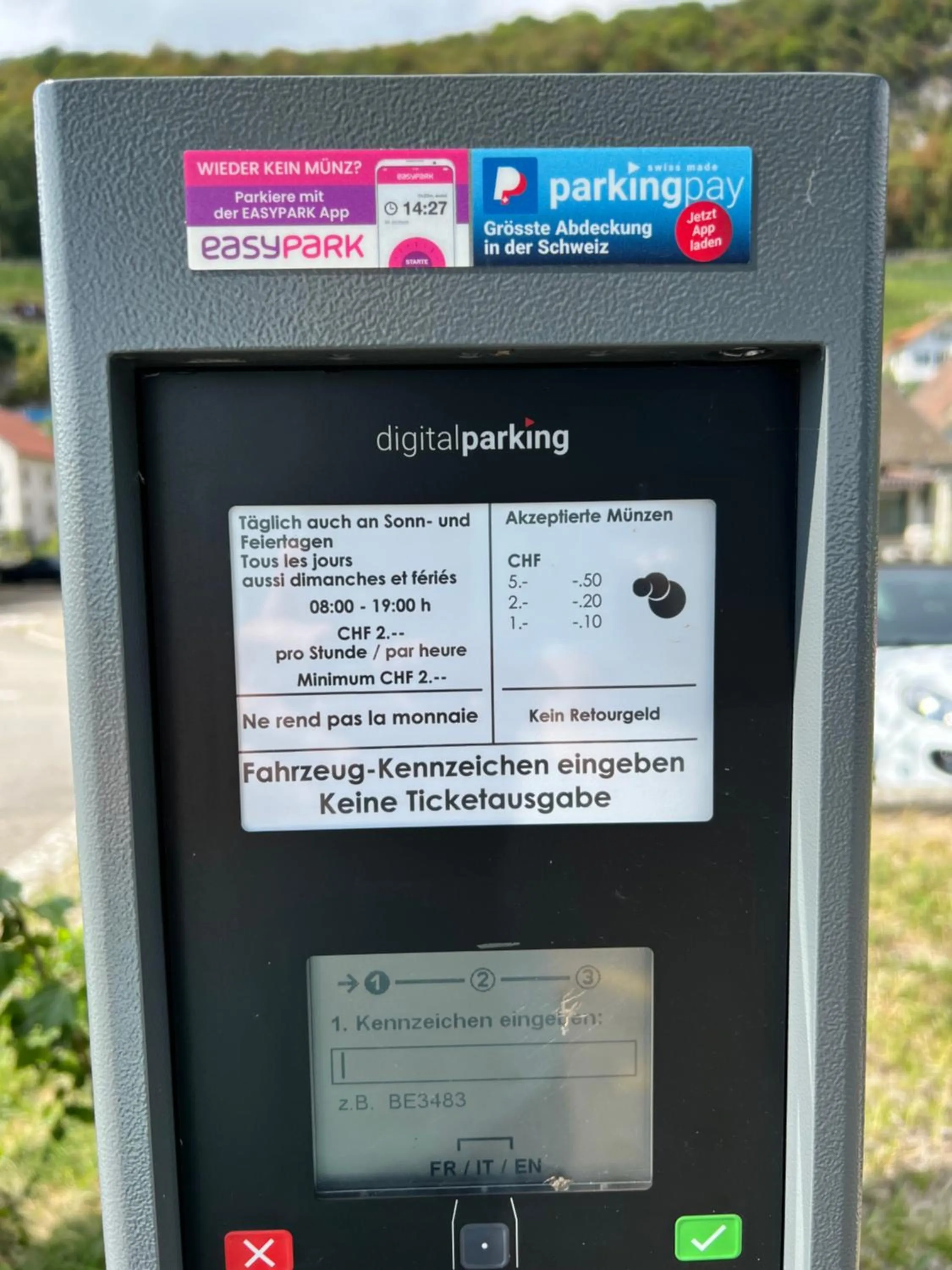 Parking in Fontana Garni