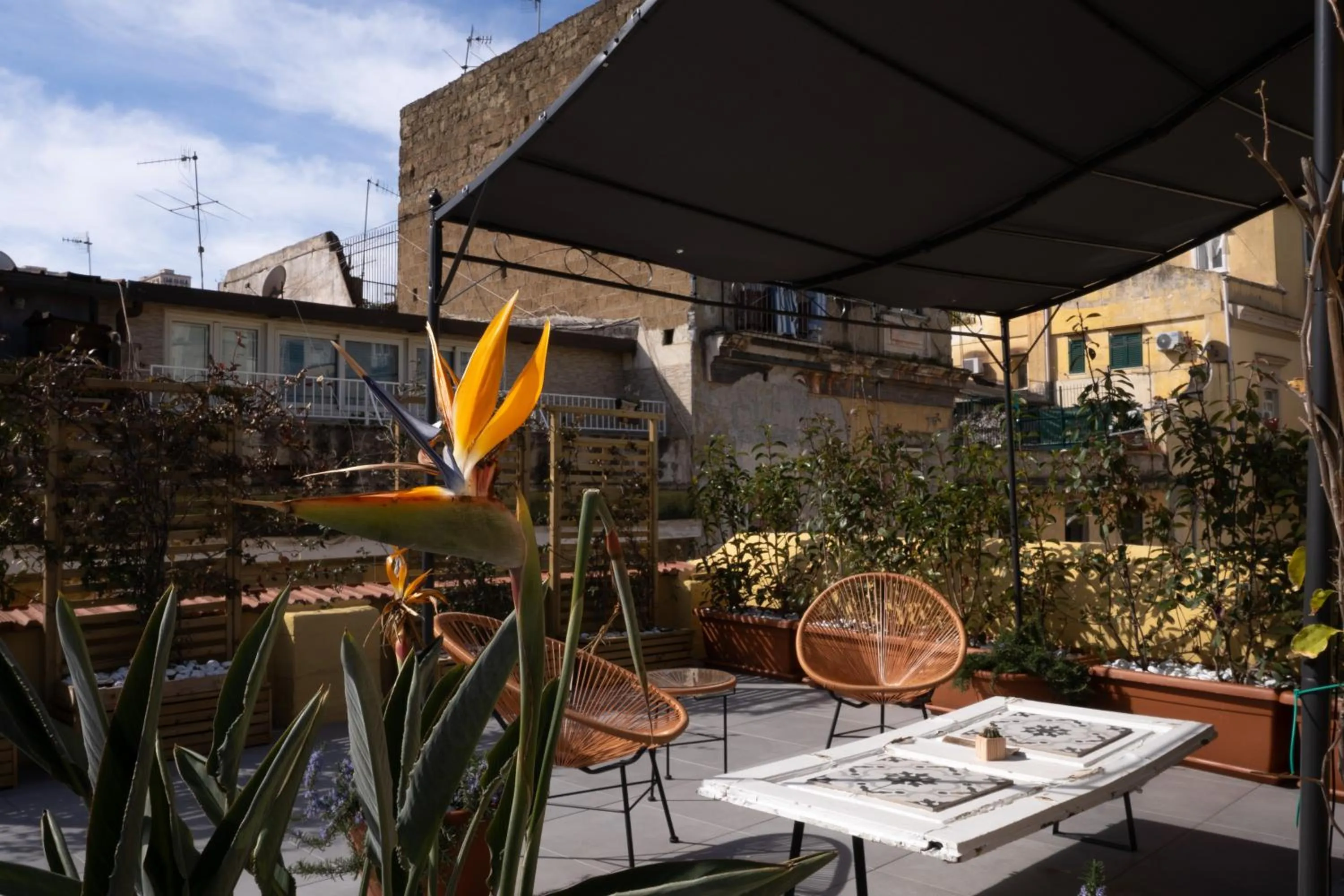 HOPESTEL Secret Garden Napoli