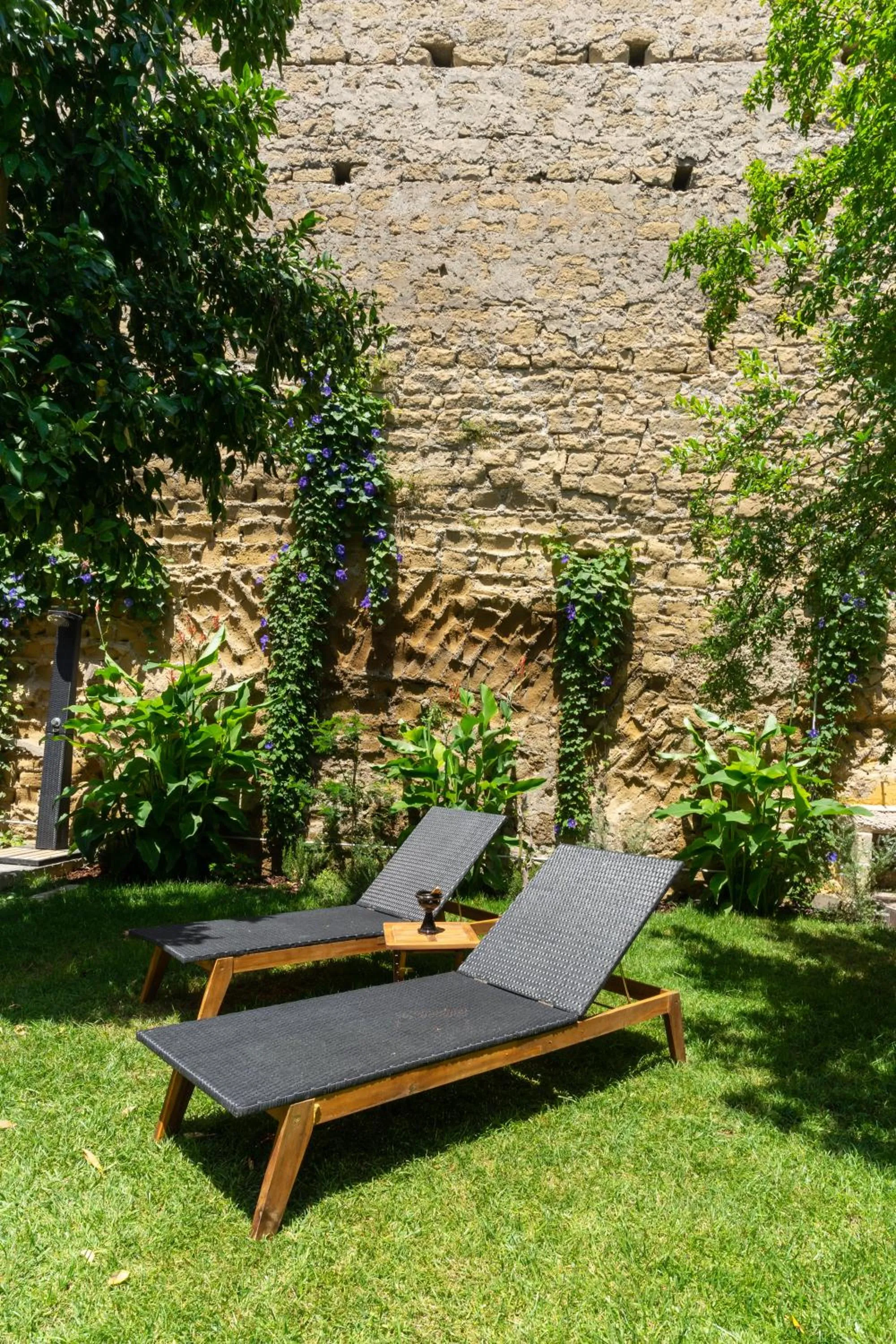 HOPESTEL Secret Garden Napoli