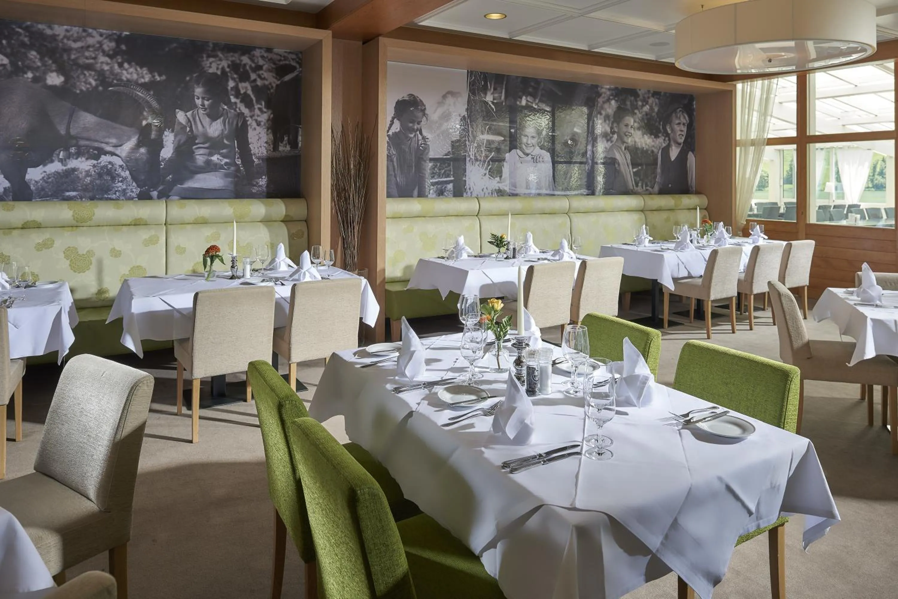 Restaurant/places to eat in Hostellerie am Schwarzsee