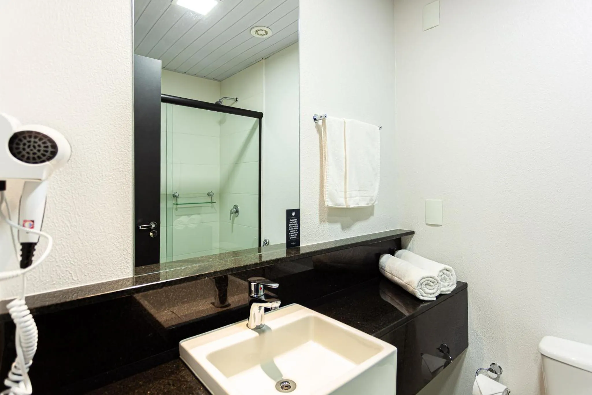 Bathroom in Travel Inn Hotels Caxias do Sul