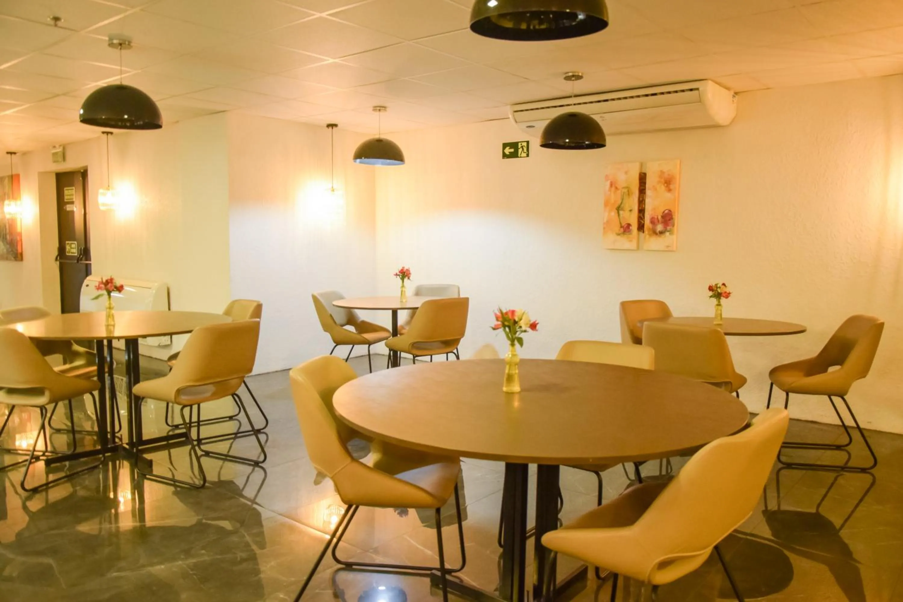 Restaurant/places to eat in Travel Inn Hotels Caxias do Sul