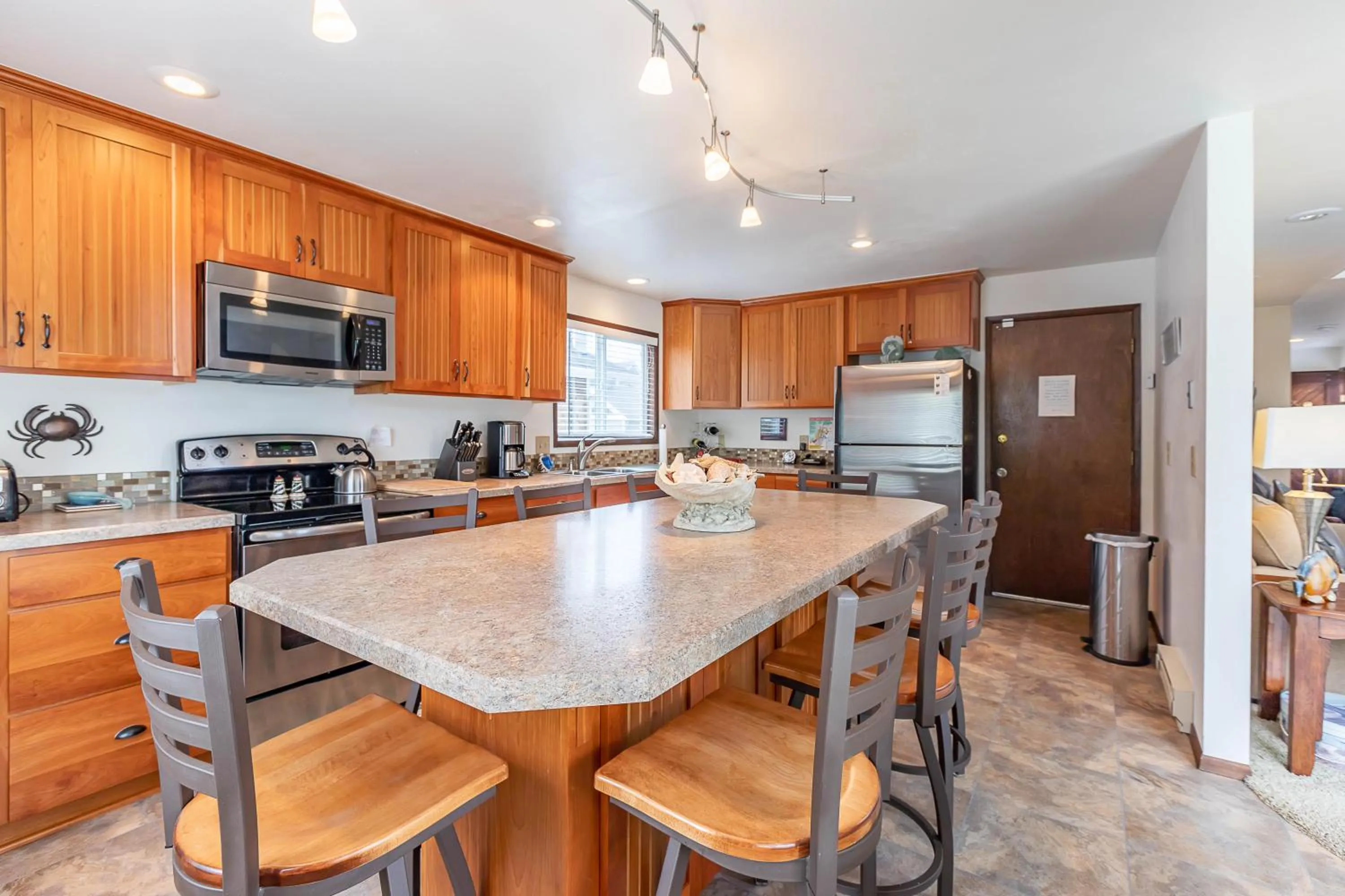Kitchen or kitchenette in Gaea House