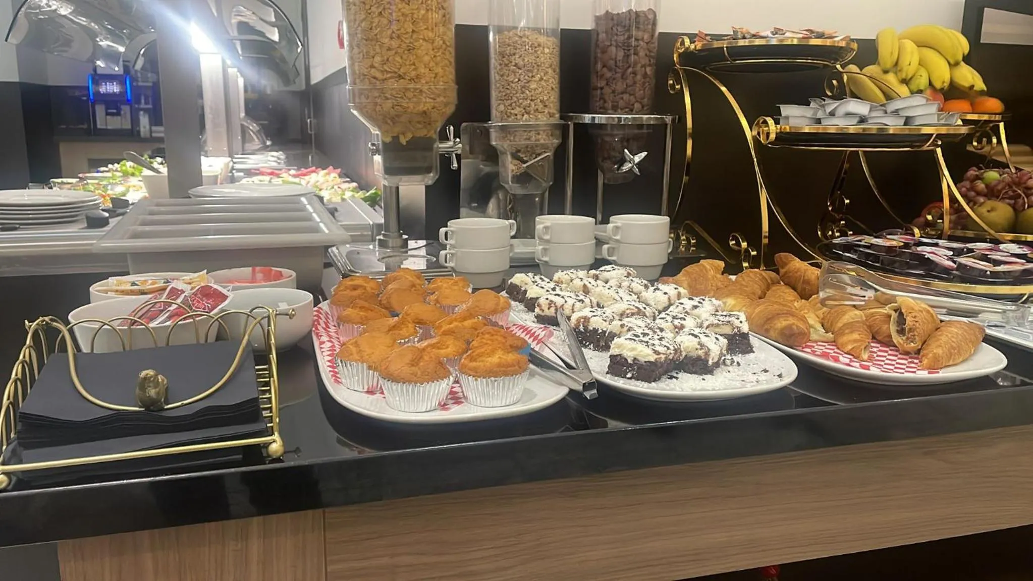 Breakfast in Triple G Hotels