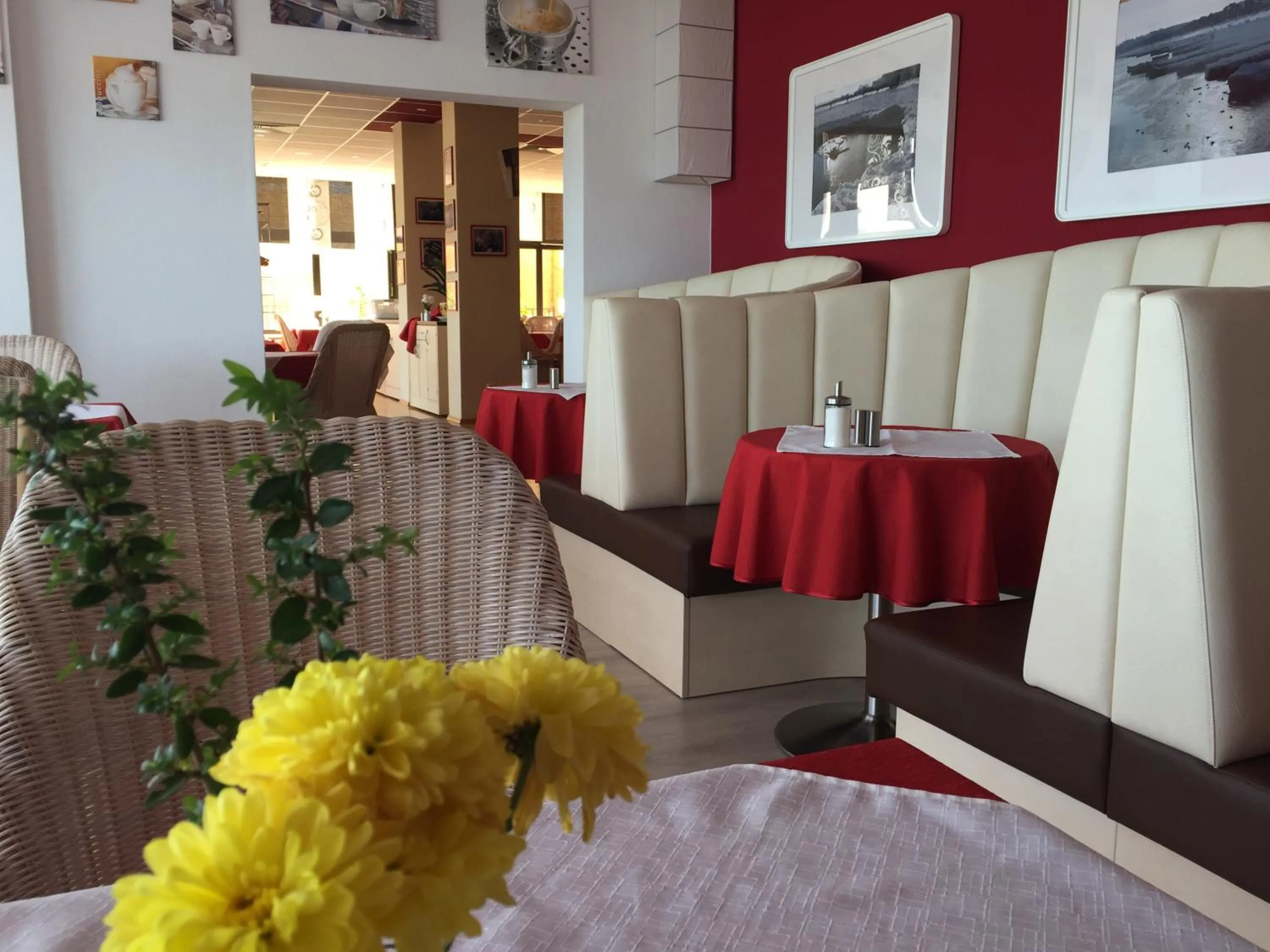 Restaurant/places to eat in Panorama Hotel Bansin