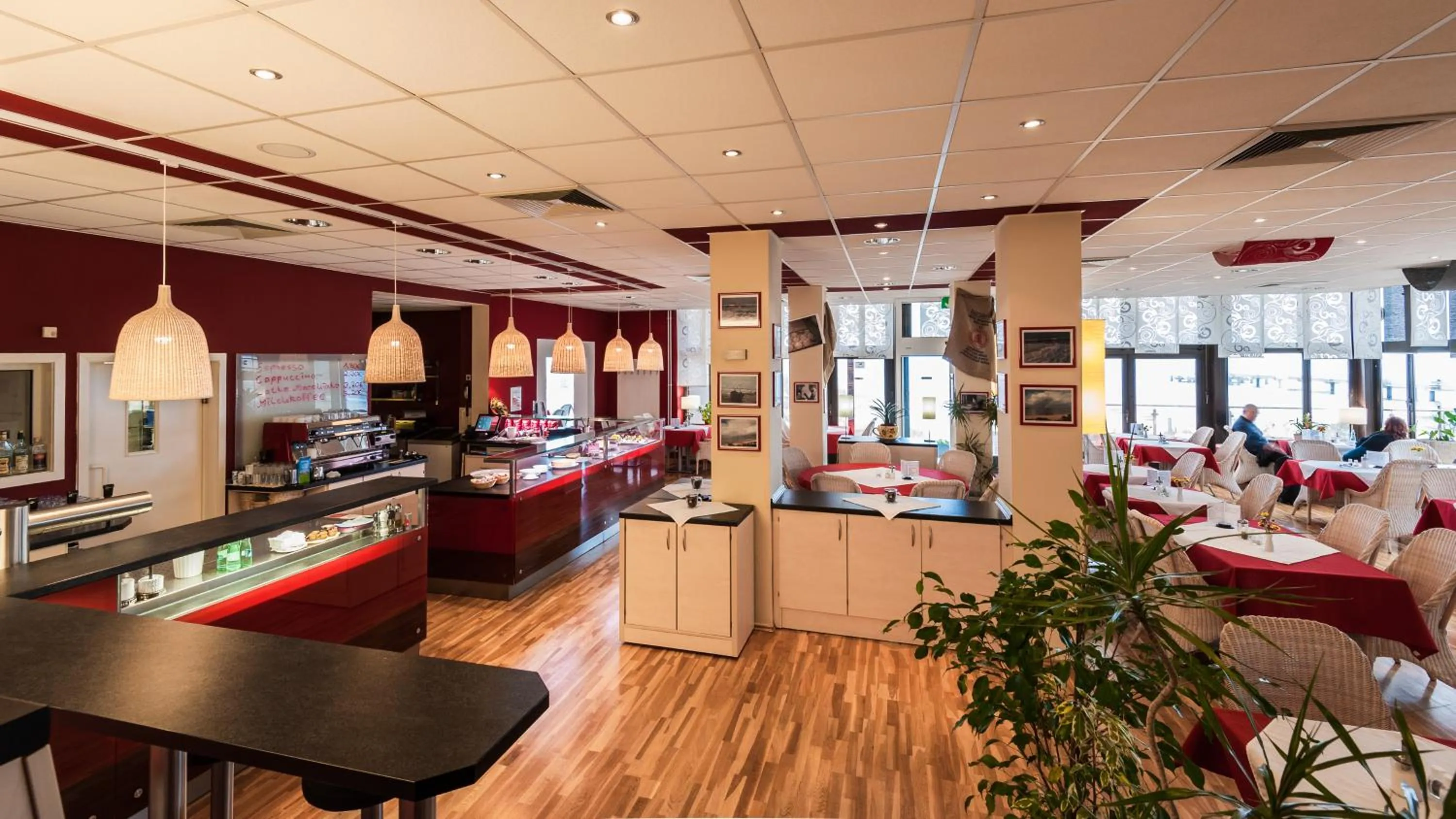 Restaurant/places to eat in Panorama Hotel Bansin